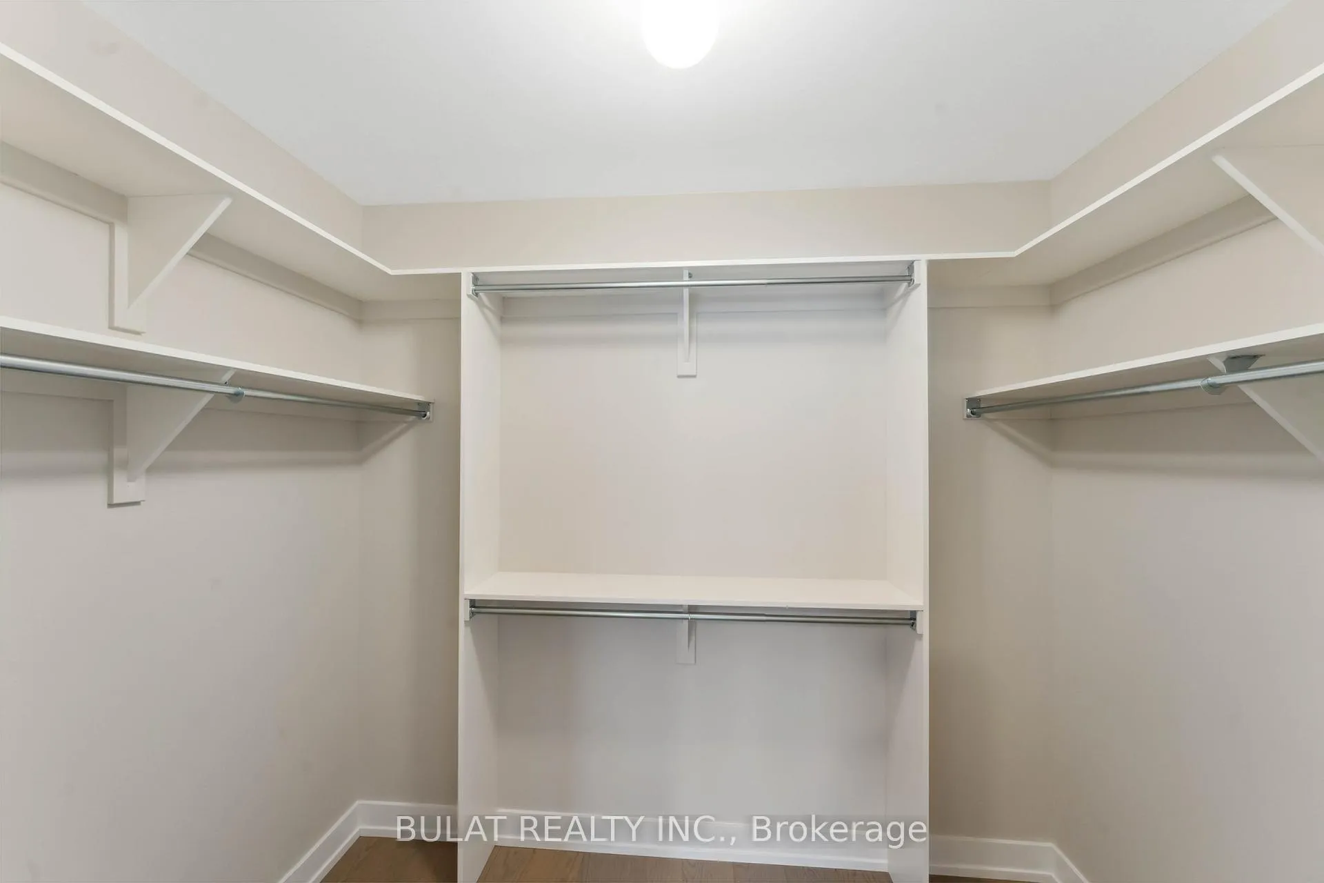 Photo 11 of 1357 Kitchener Avenue, Ottawa, Ellwood — HOMEH