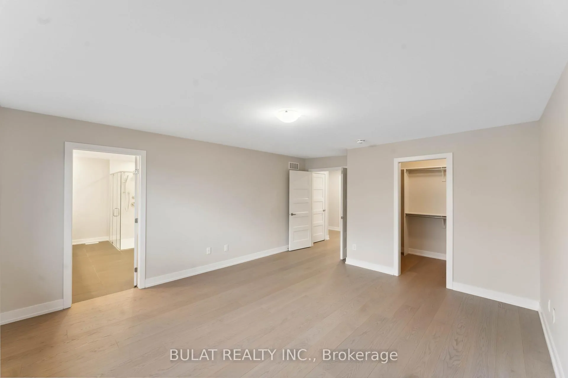 Photo 12 of 1357 Kitchener Avenue, Ottawa, Ellwood — HOMEH