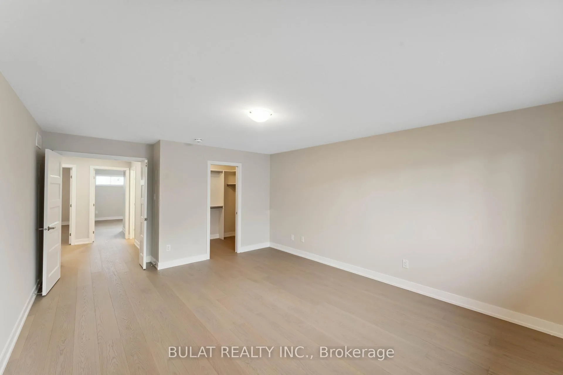 Photo 13 of 1357 Kitchener Avenue, Ottawa, Ellwood — HOMEH