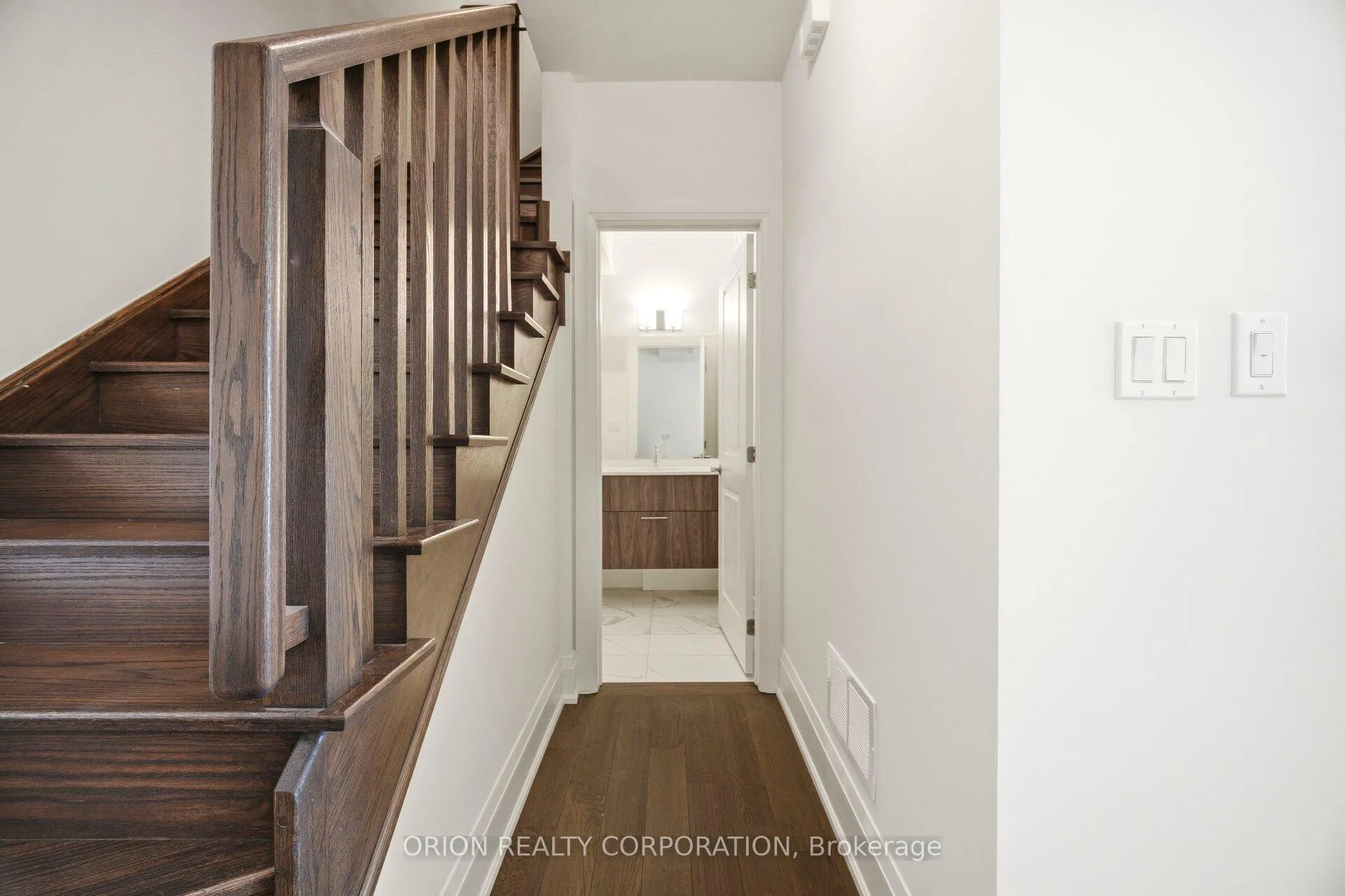 Photo 16 of Unit 6, 95 Brookfield Road, Oakville, Central — HOMEH