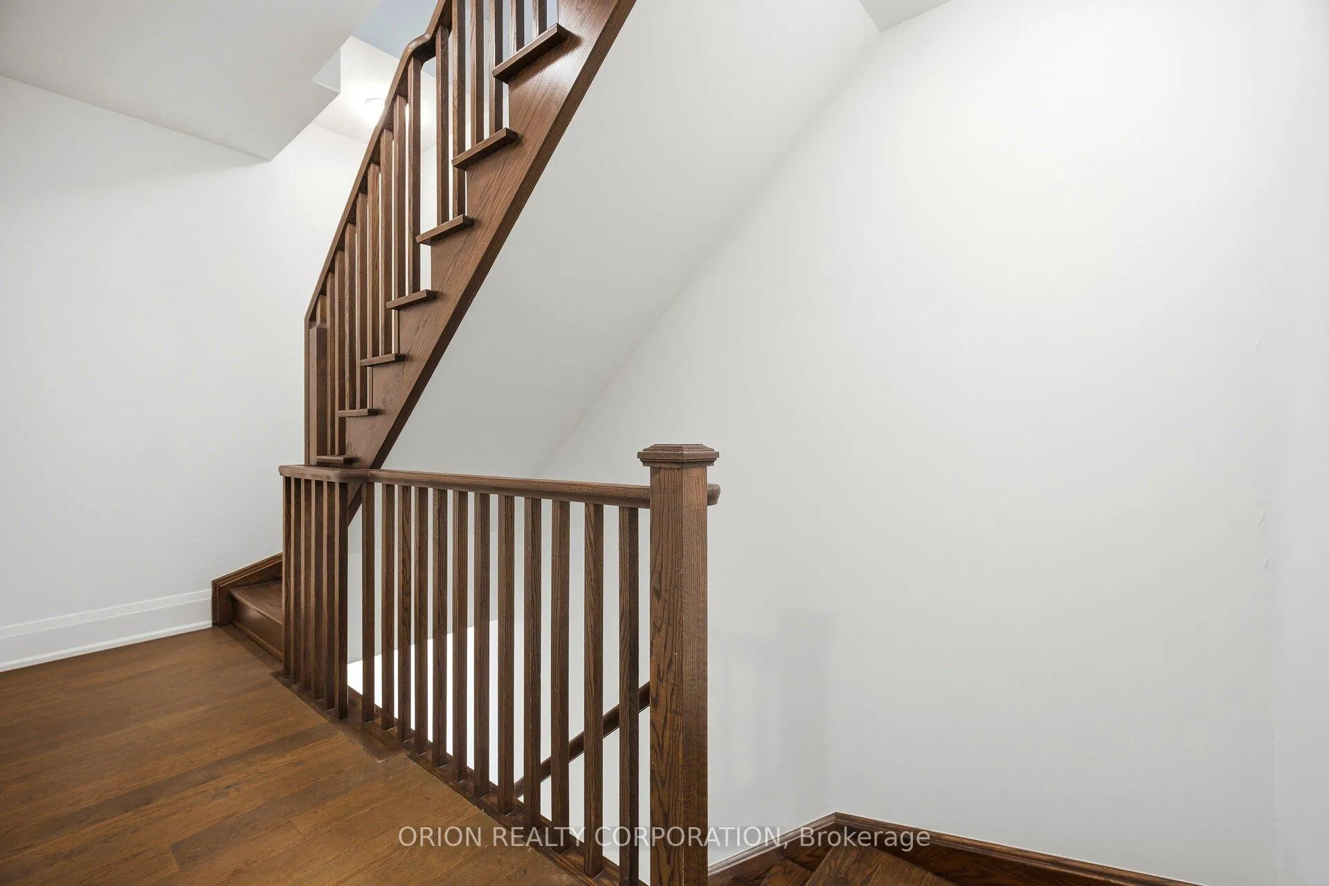 Photo 18 of Unit 6, 95 Brookfield Road, Oakville, Central — HOMEH