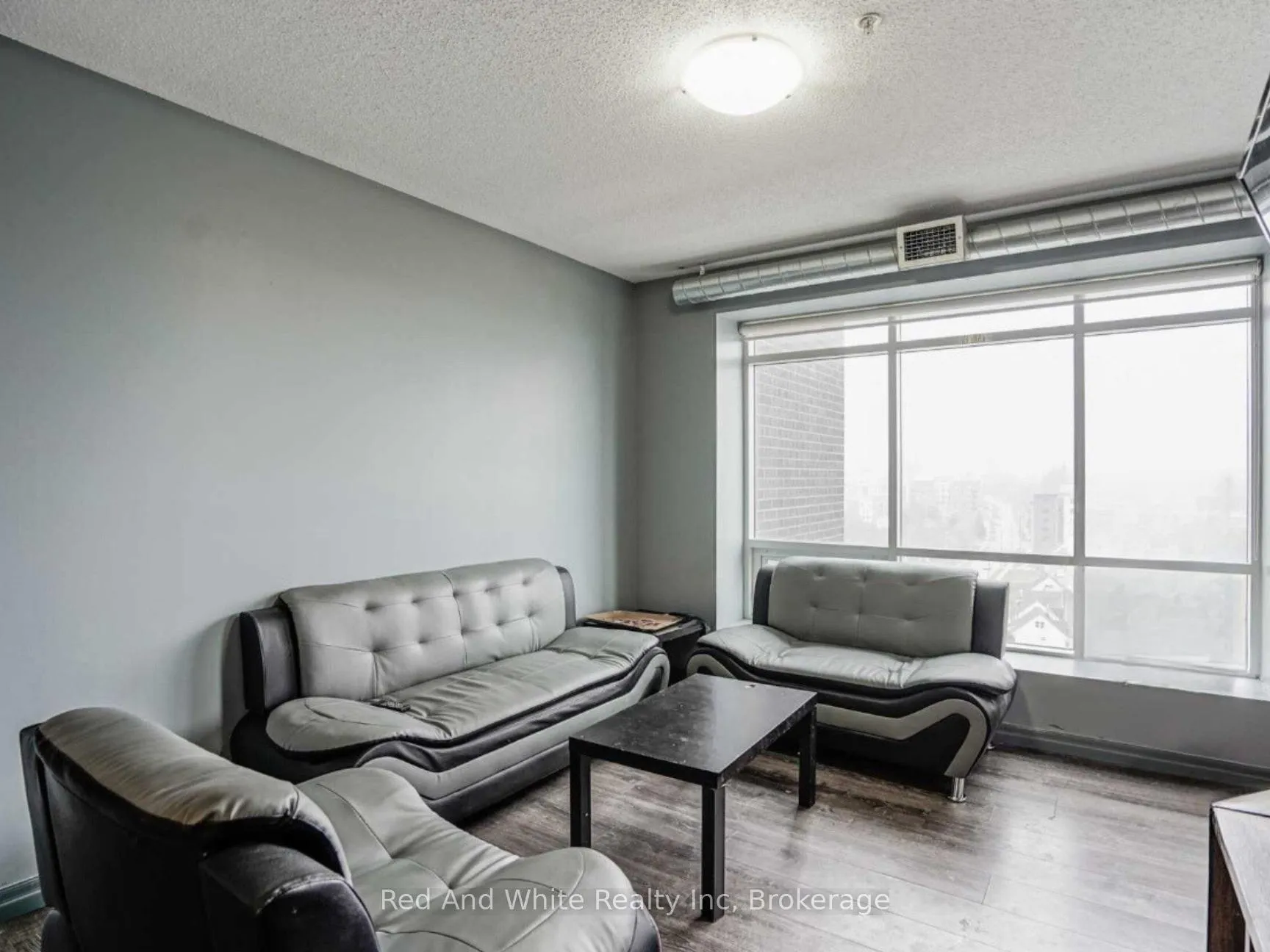 Photo 6 of Unit 1105, 8 Hickory Street W, Waterloo, Beechwood/University — HOMEH