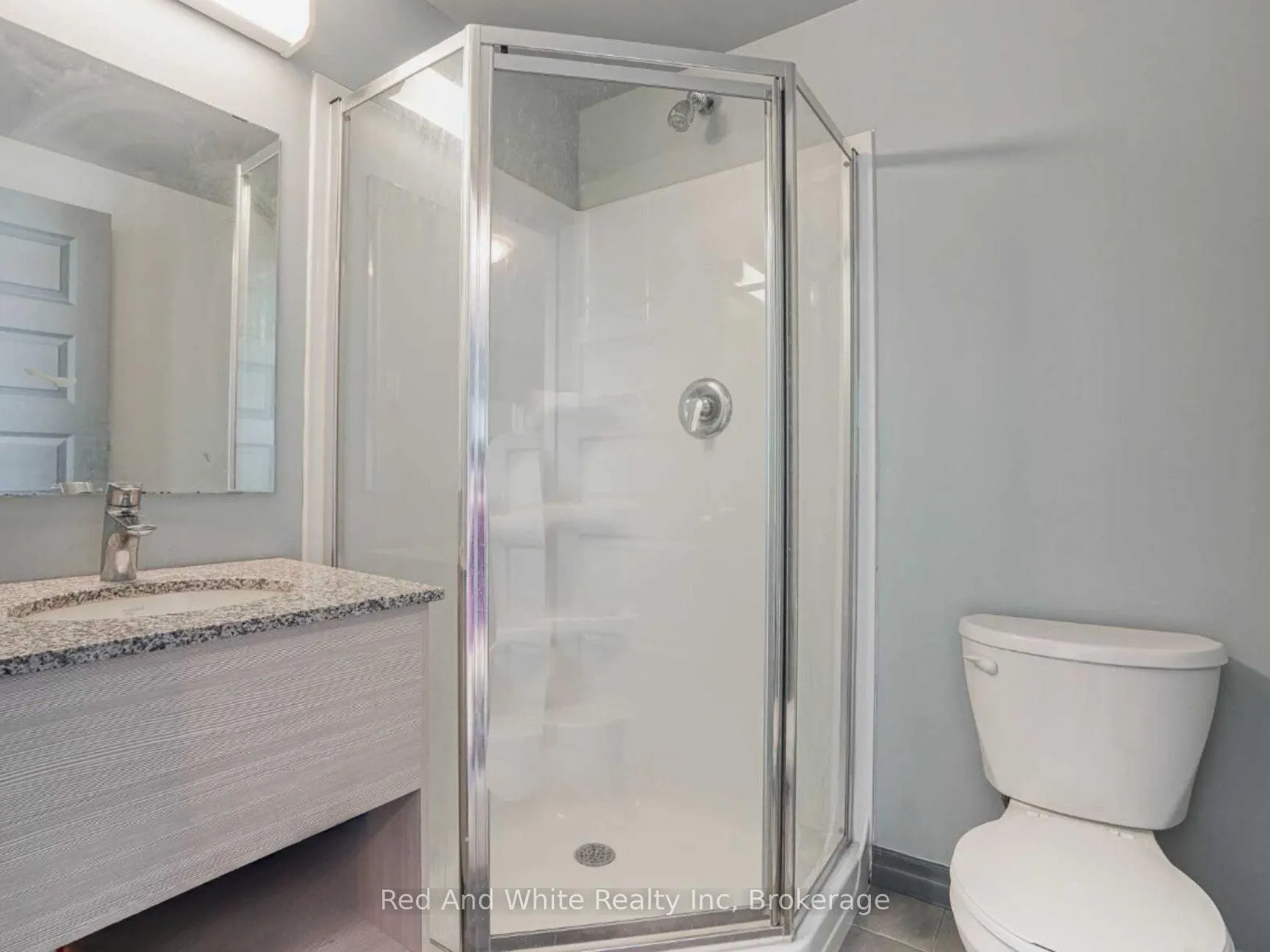 Photo 13 of Unit 1105, 8 Hickory Street W, Waterloo, Beechwood/University — HOMEH