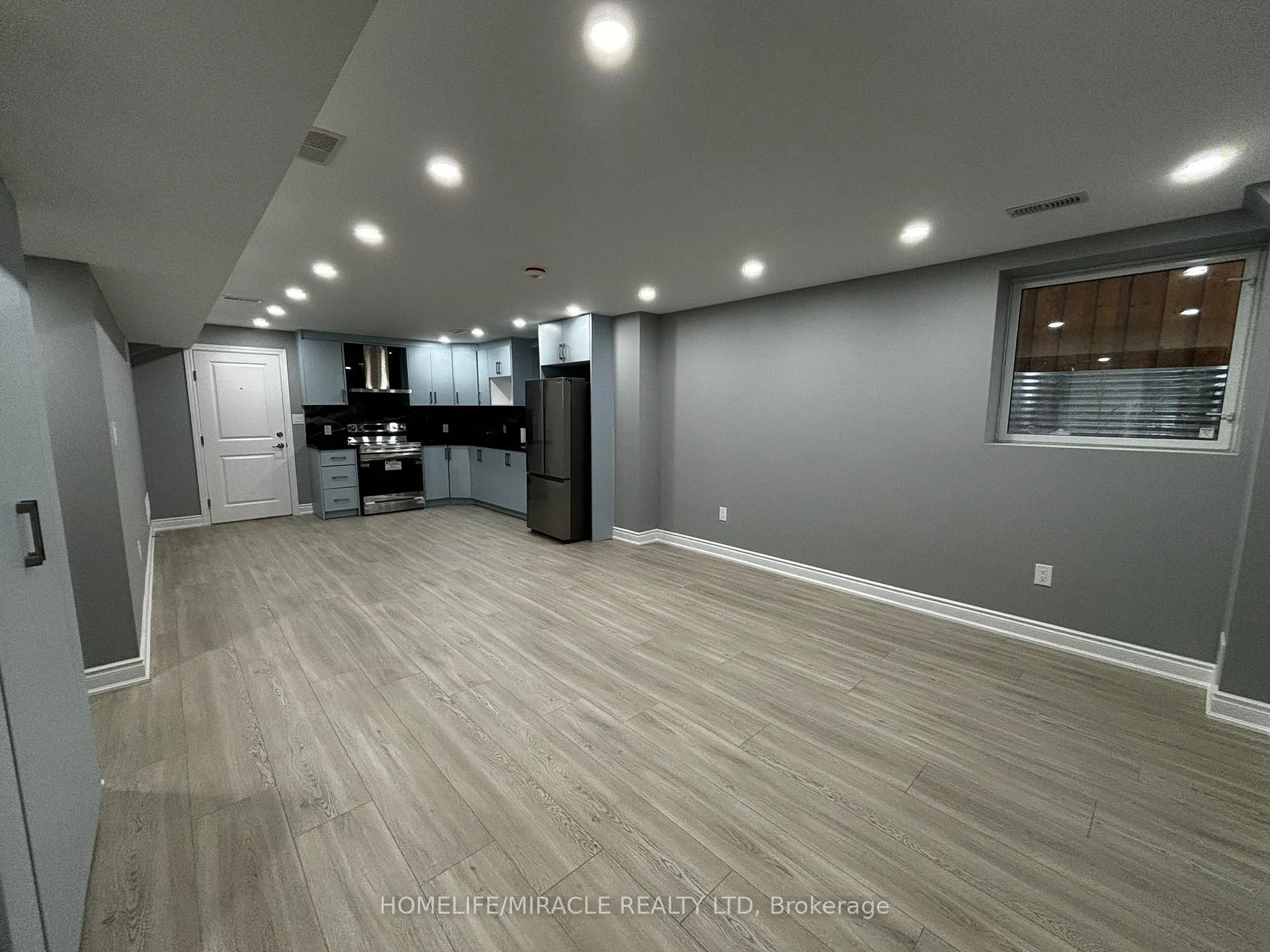 Photo 17 of 35 Merrimac Drive, Brampton, Bram West — HOMEH