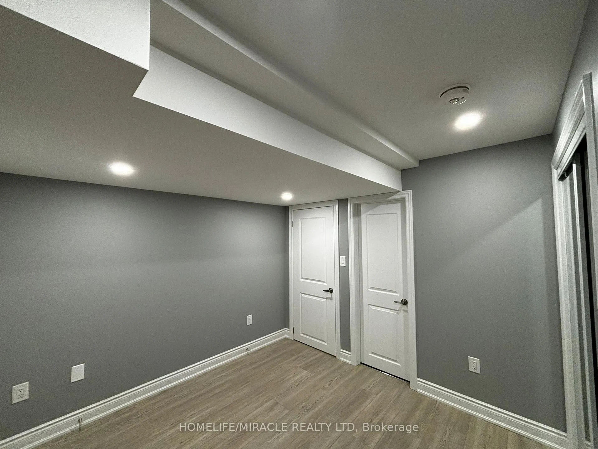 Photo 21 of 35 Merrimac Drive, Brampton, Bram West — HOMEH