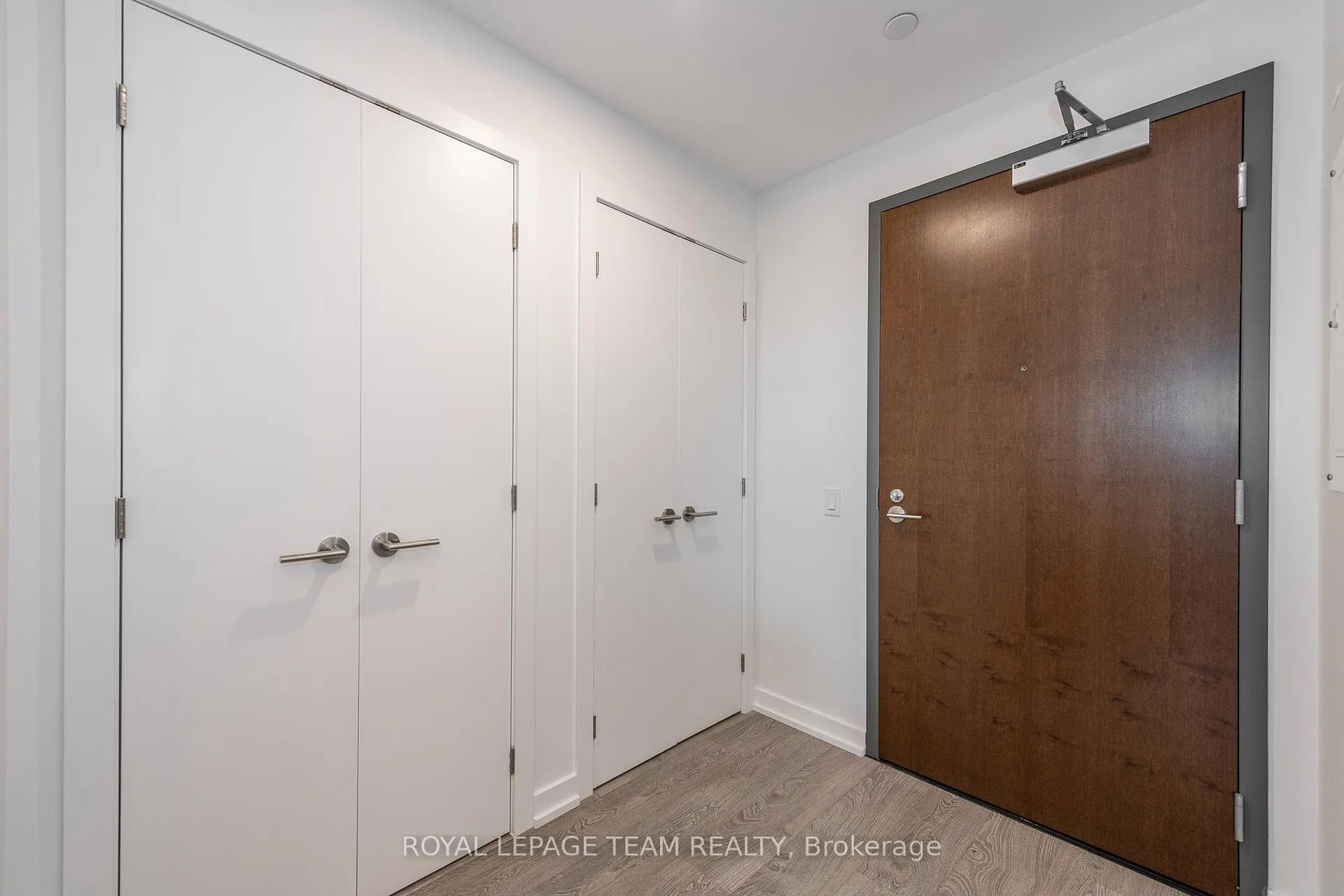 Photo 5 of Unit 410, 320 Miwate Private, Ottawa, Mechanicsville — HOMEH