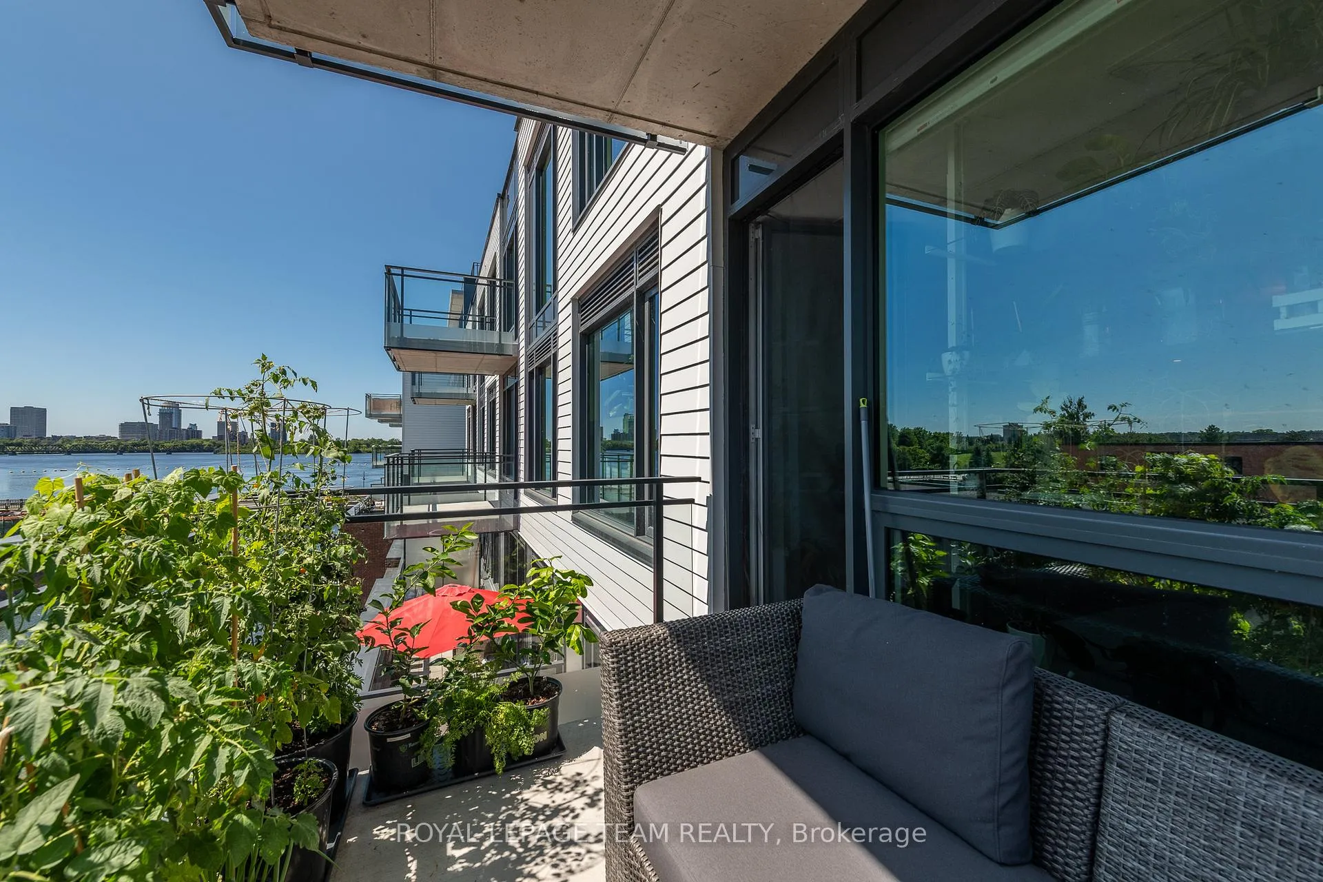 Photo 18 of Unit 410, 320 Miwate Private, Ottawa, Mechanicsville — HOMEH