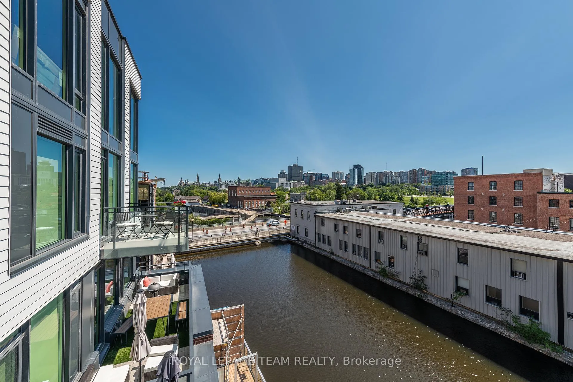 Photo 22 of Unit 410, 320 Miwate Private, Ottawa, Mechanicsville — HOMEH