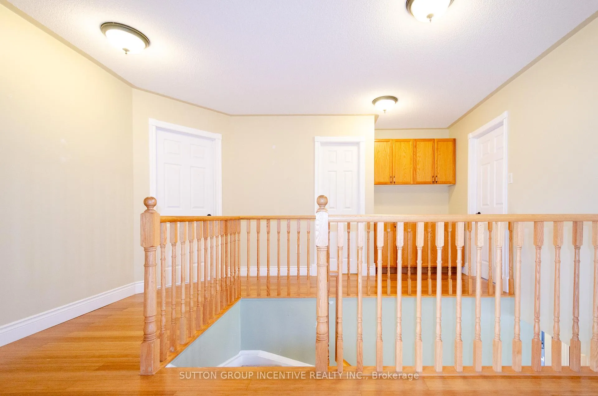 Photo 15 of Unit UPPER, 38 Harwood Drive, Barrie, Painswick North — HOMEH