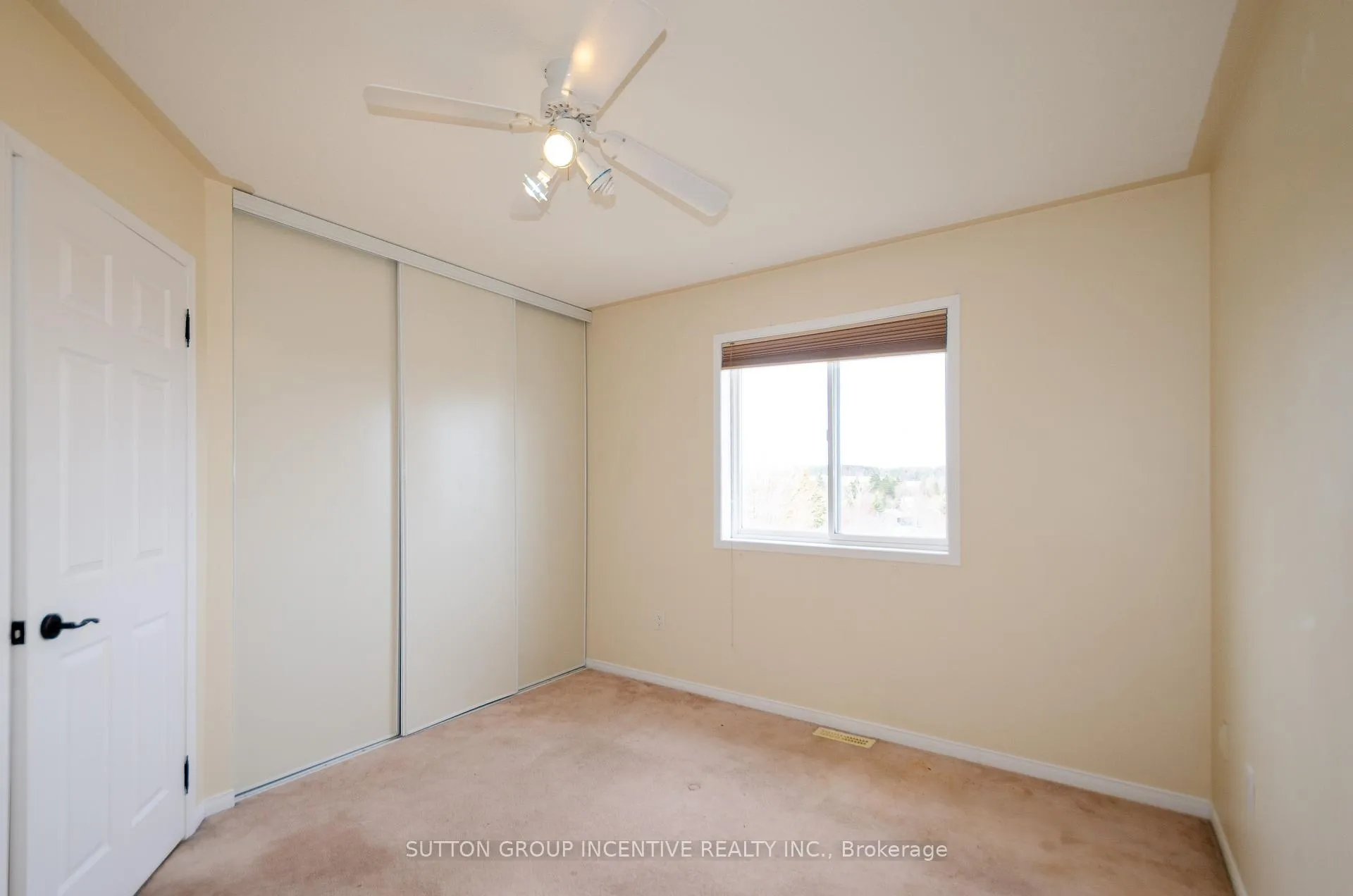 Photo 16 of Unit UPPER, 38 Harwood Drive, Barrie, Painswick North — HOMEH