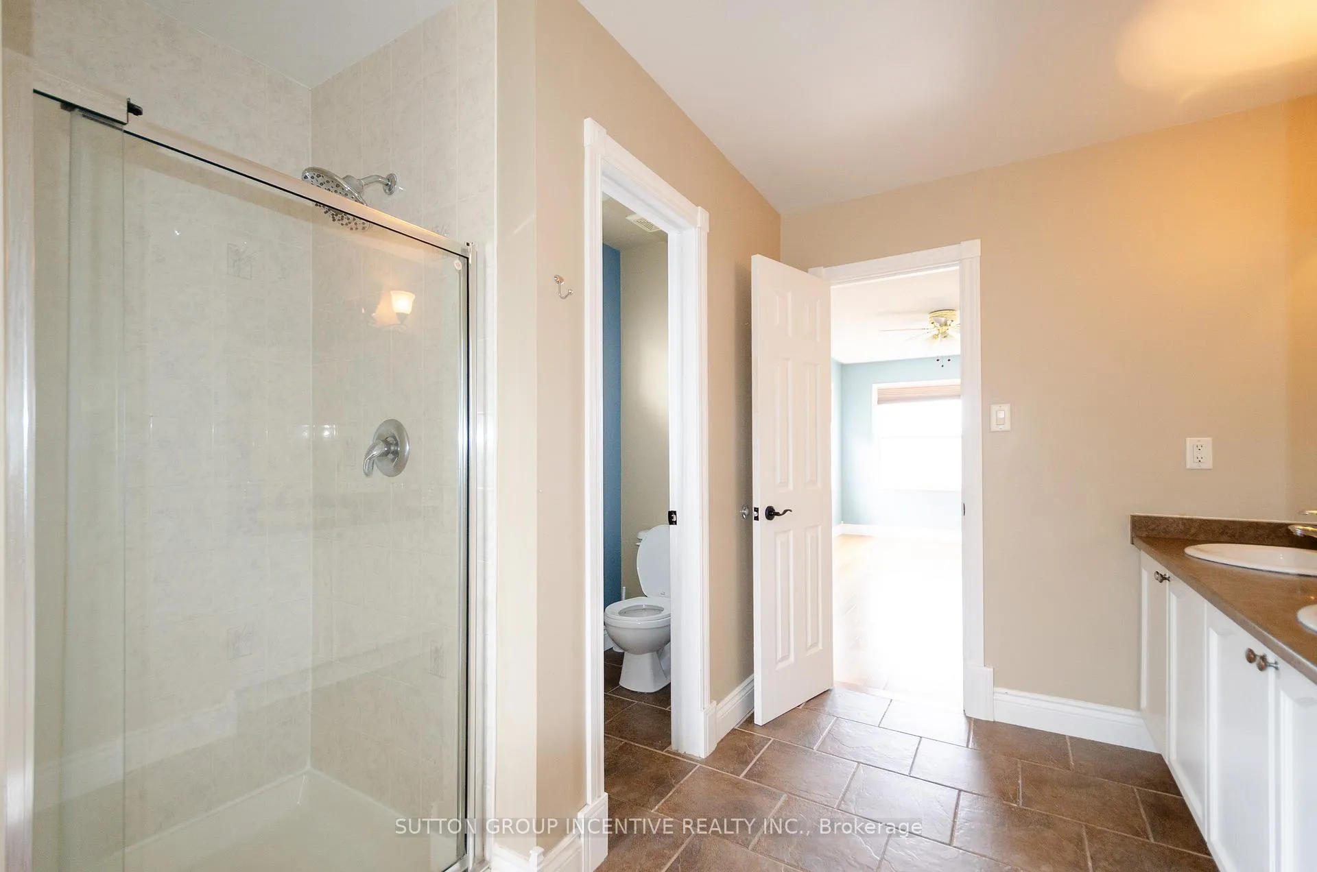 Photo 24 of Unit UPPER, 38 Harwood Drive, Barrie, Painswick North — HOMEH