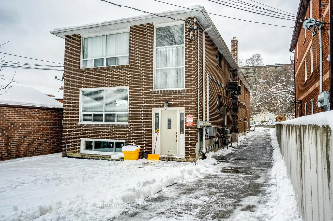 Photo 1 of Unit 1, 4 Garrow Avenue, Toronto, Rockcliffe-Smythe — HOMEH