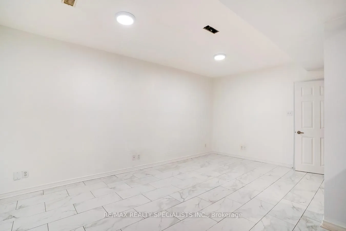 Photo 6 of Unit 1, 4 Garrow Avenue, Toronto, Rockcliffe-Smythe — HOMEH