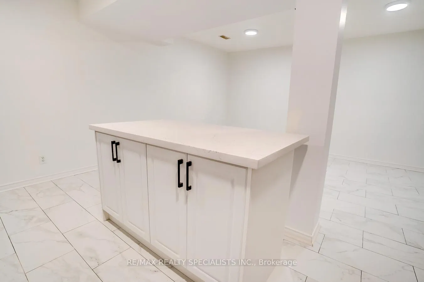 Photo 9 of Unit 1, 4 Garrow Avenue, Toronto, Rockcliffe-Smythe — HOMEH