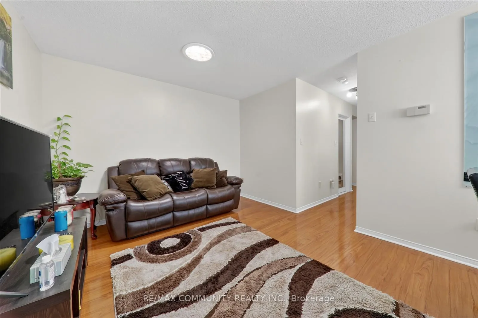 Photo 11 of 1645 Autumn Crescent, Pickering, Amberlea — HOMEH