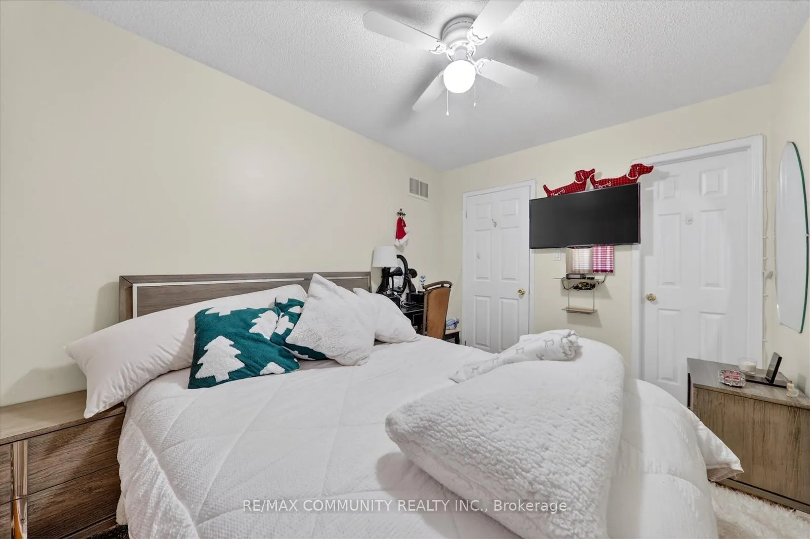 Photo 15 of 1645 Autumn Crescent, Pickering, Amberlea — HOMEH