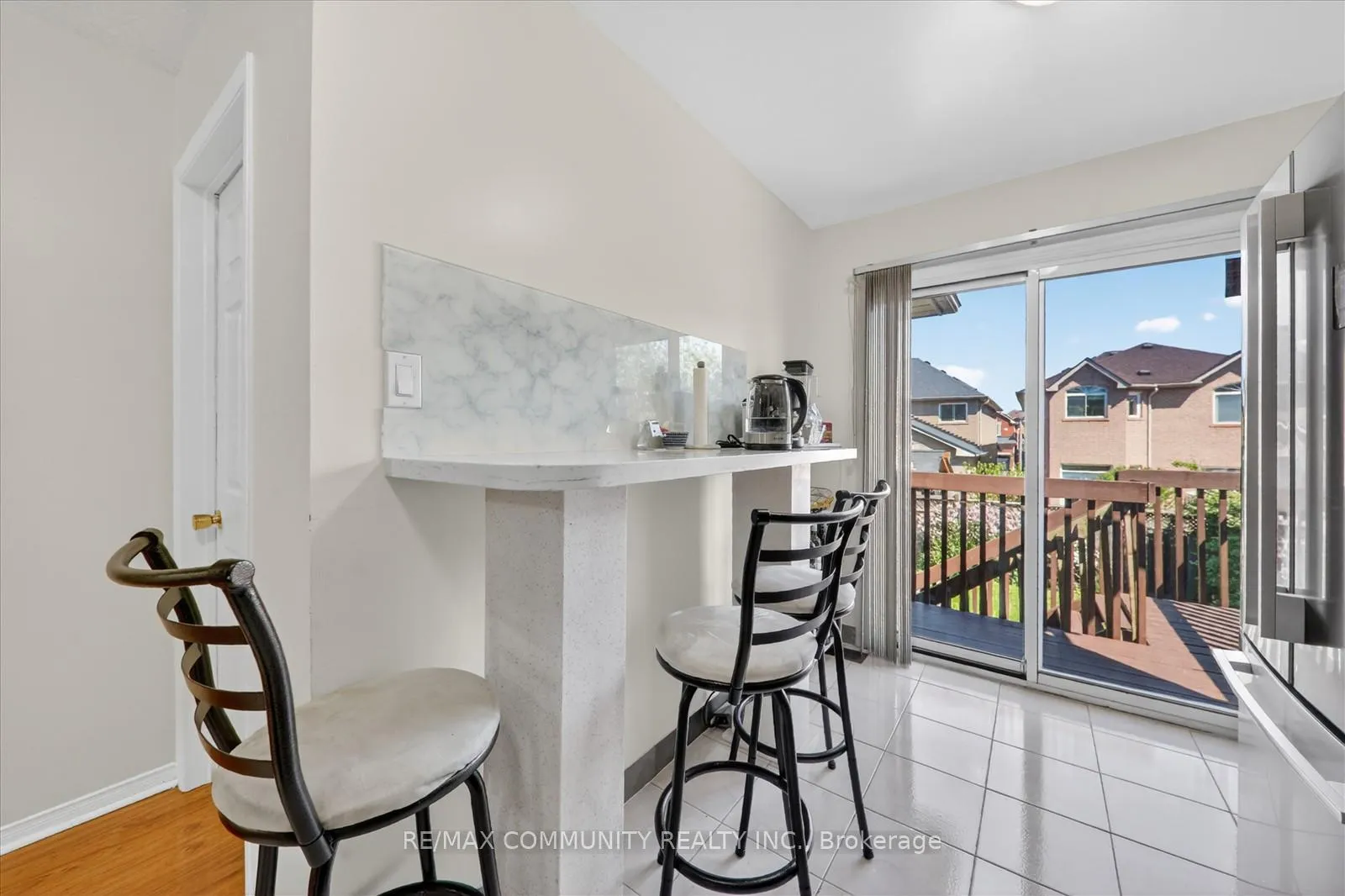 Photo 20 of 1645 Autumn Crescent, Pickering, Amberlea — HOMEH