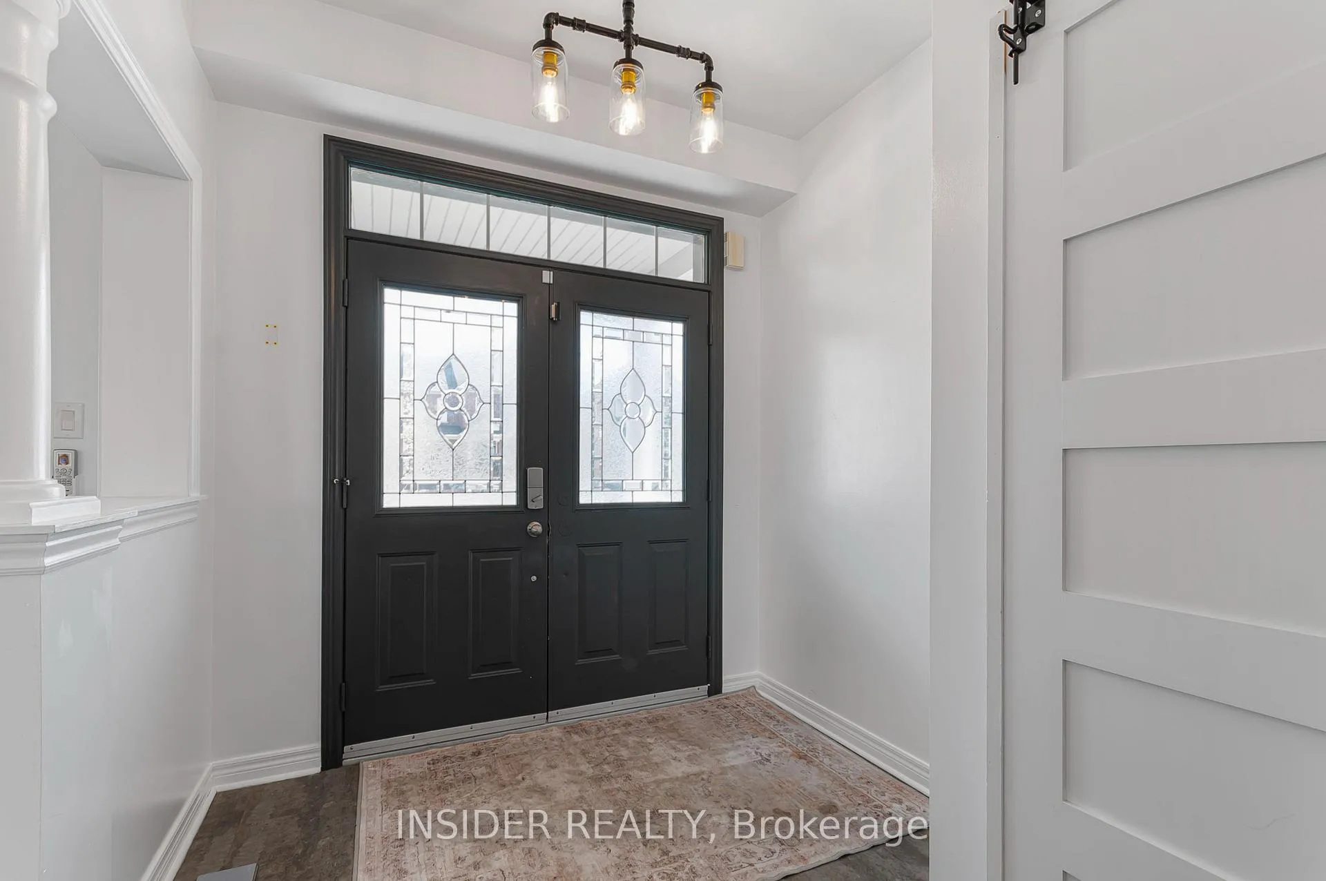 Photo 3 of 130 Roseborough Drive, Scugog, Port Perry — HOMEH
