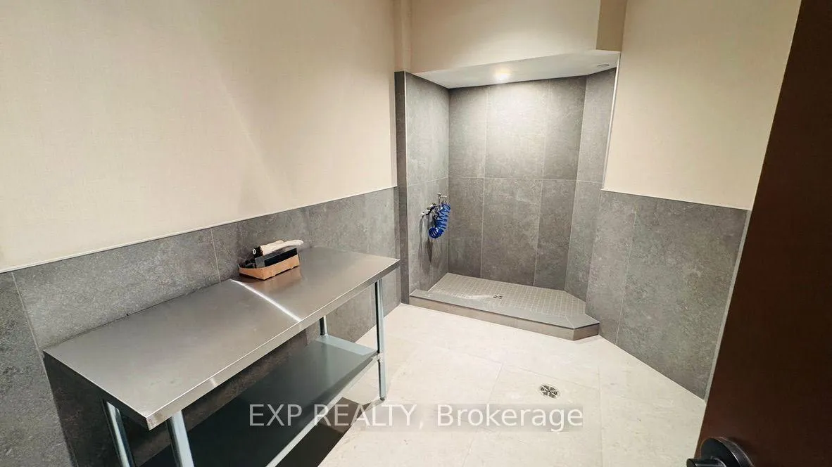 Photo 5 of Unit 101, 2501 Saw Whet Boulevard, Oakville, Glen Abbey — HOMEH