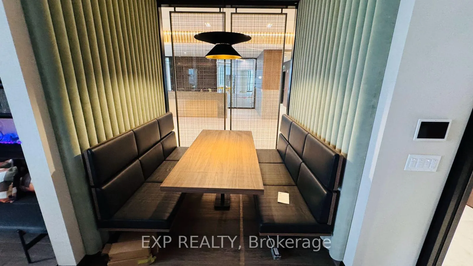 Photo 11 of Unit 101, 2501 Saw Whet Boulevard, Oakville, Glen Abbey — HOMEH