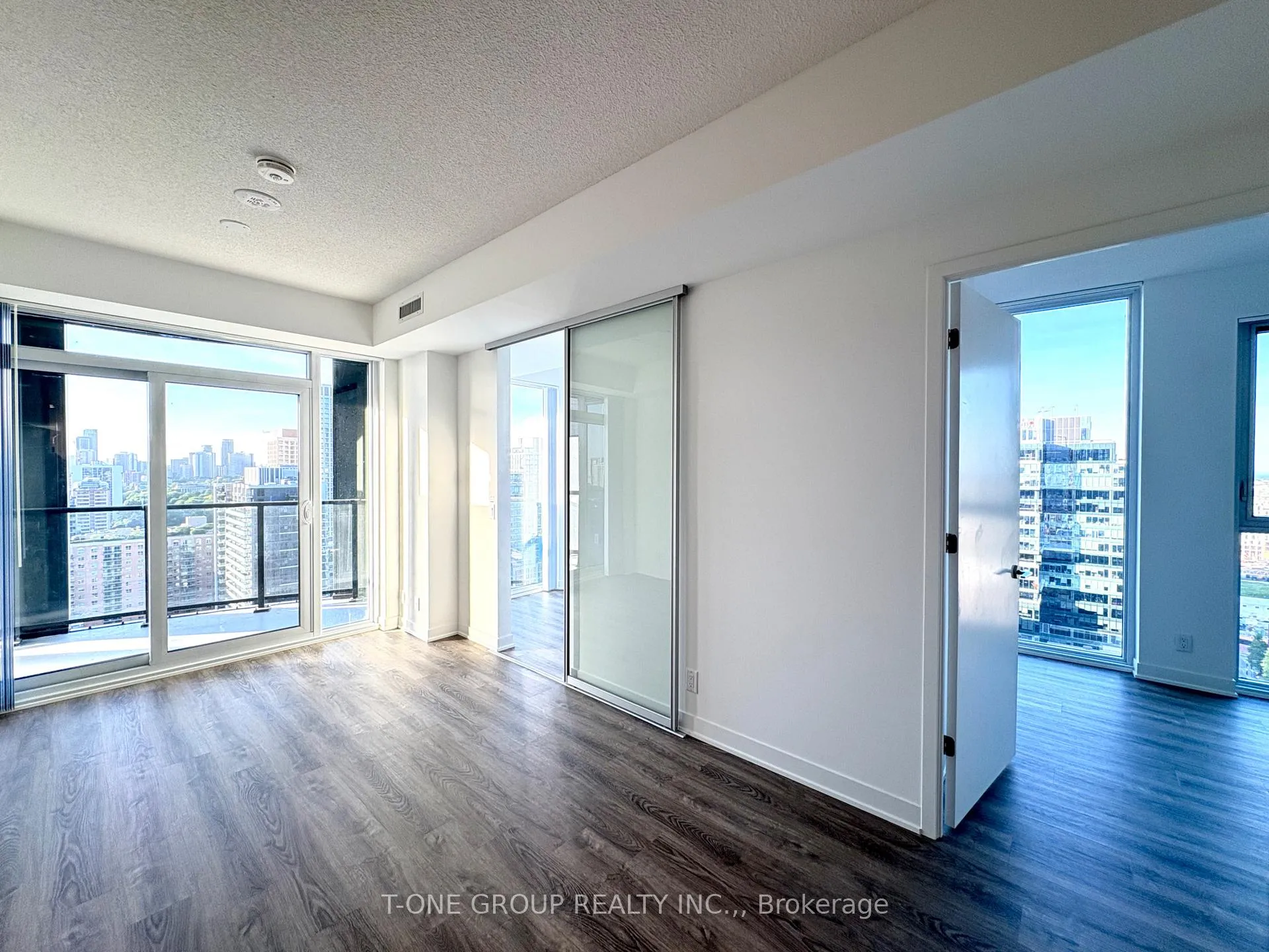 Photo 13 of Unit 2603, 180 Front Street E, Toronto, Moss Park — HOMEH