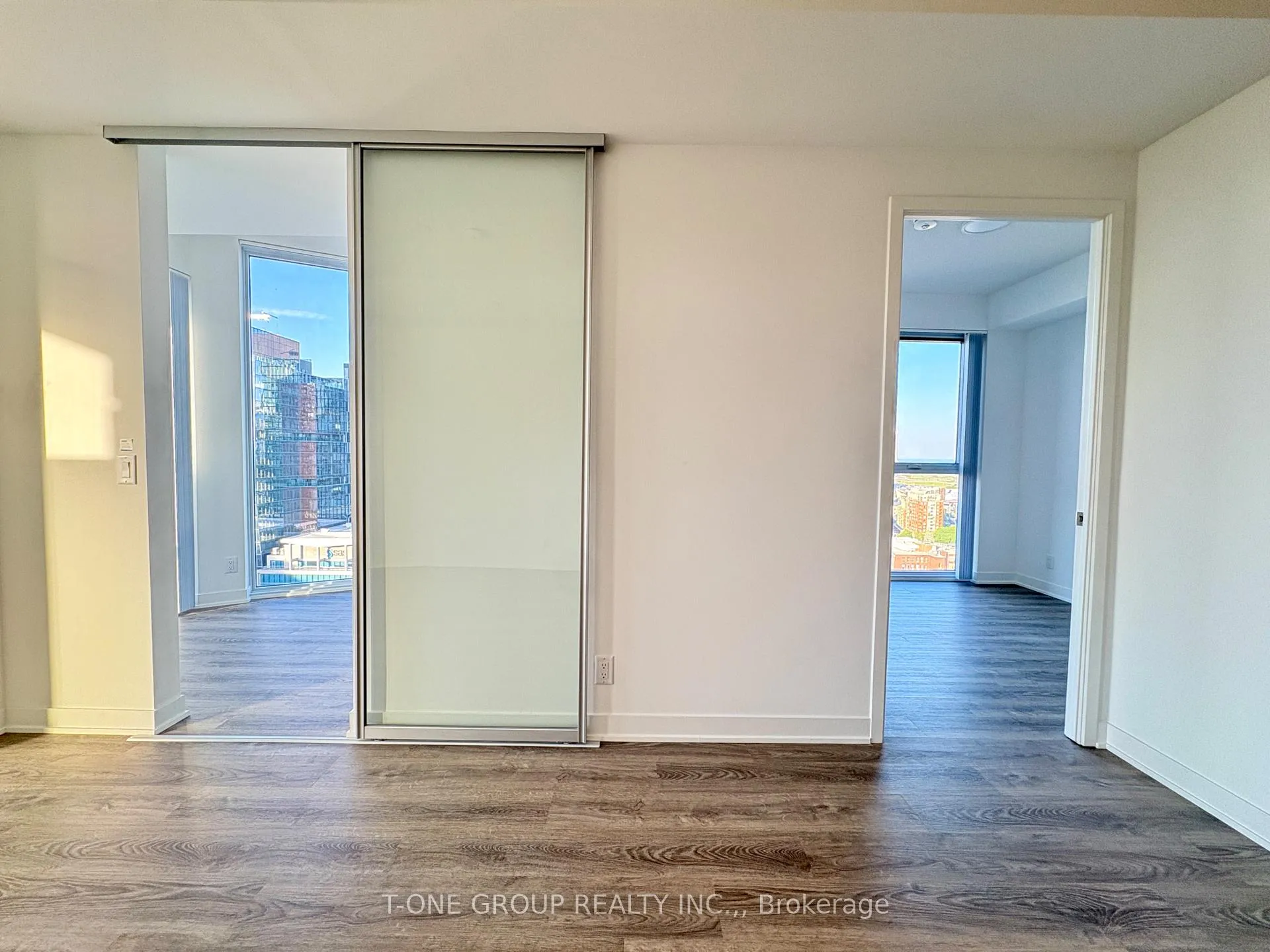 Photo 14 of Unit 2603, 180 Front Street E, Toronto, Moss Park — HOMEH