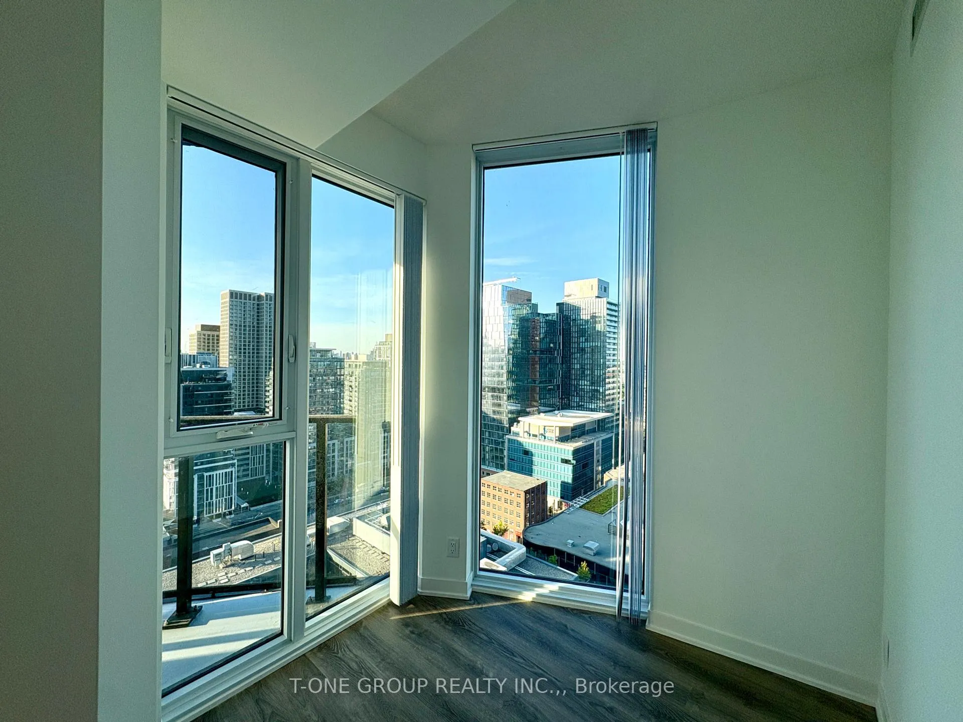 Photo 19 of Unit 2603, 180 Front Street E, Toronto, Moss Park — HOMEH