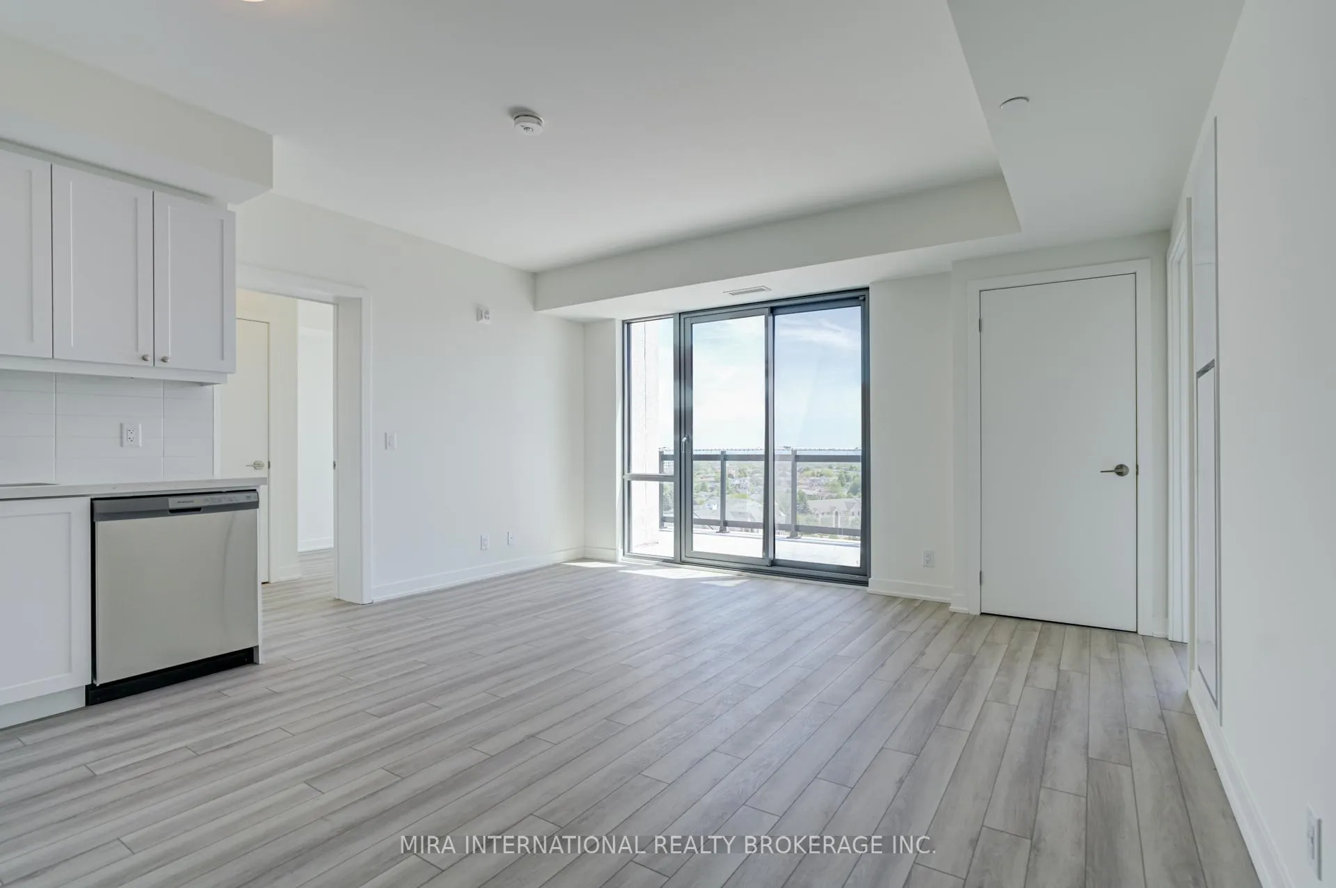 Photo 4 of Unit 1202, 51 Clarington Boulevard, Clarington, Bowmanville — HOMEH