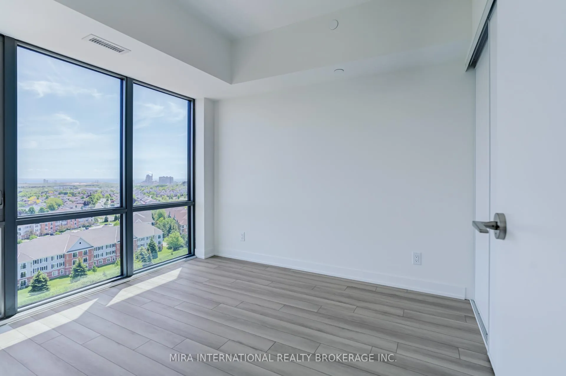 Photo 15 of Unit 1202, 51 Clarington Boulevard, Clarington, Bowmanville — HOMEH
