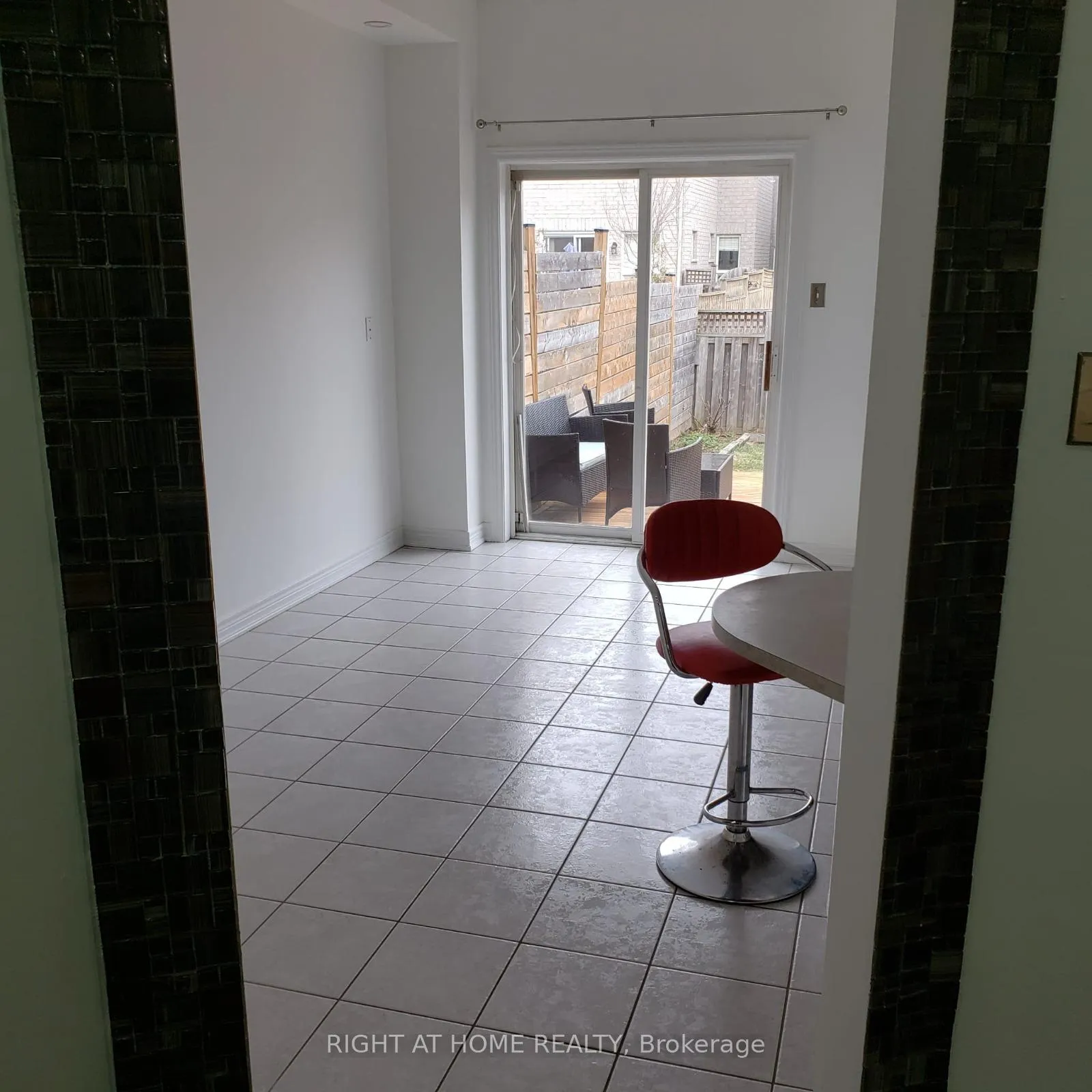 Photo 7 of 2439 Lazio Lane, Oakville, West Oak Trails — HOMEH