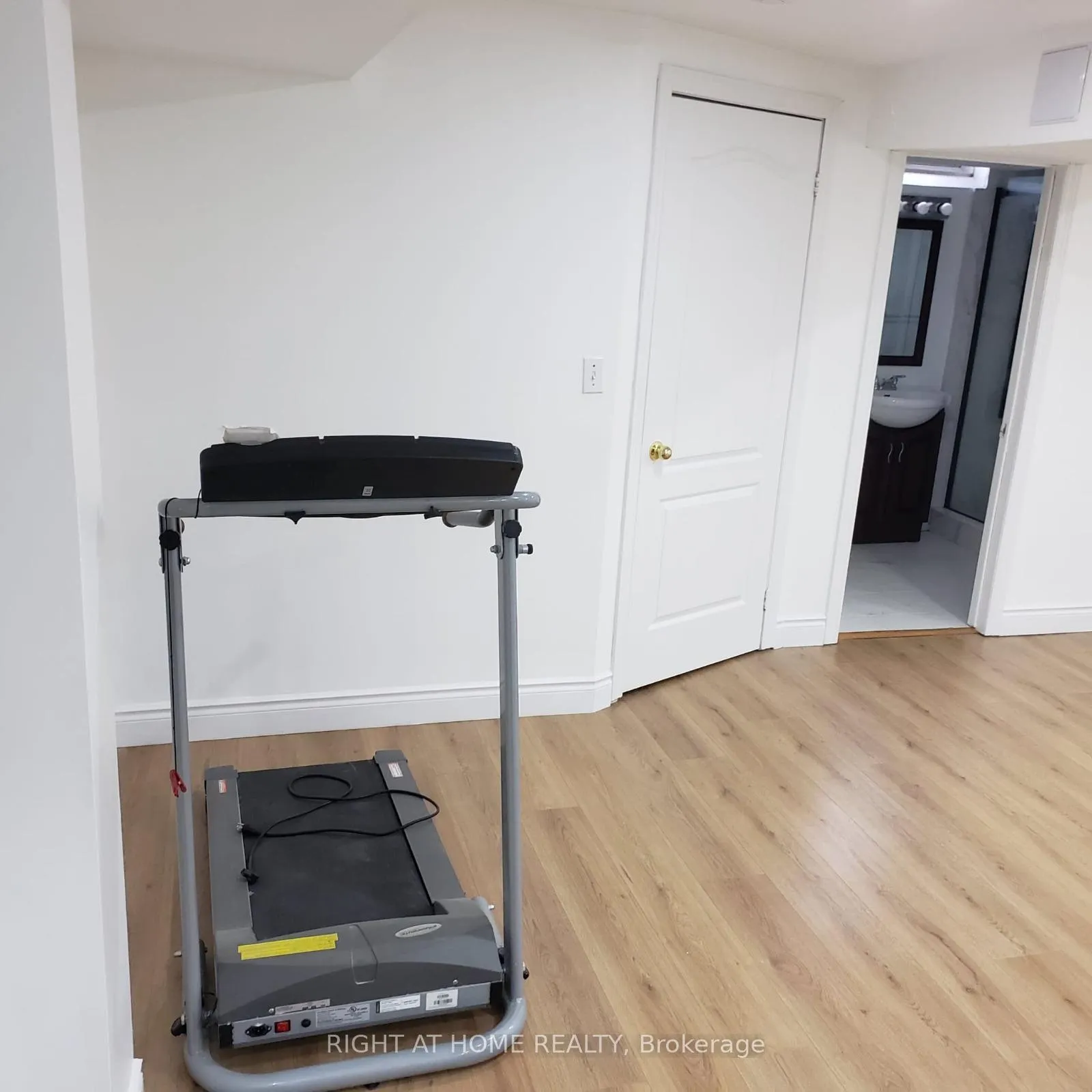 Photo 24 of 2439 Lazio Lane, Oakville, West Oak Trails — HOMEH