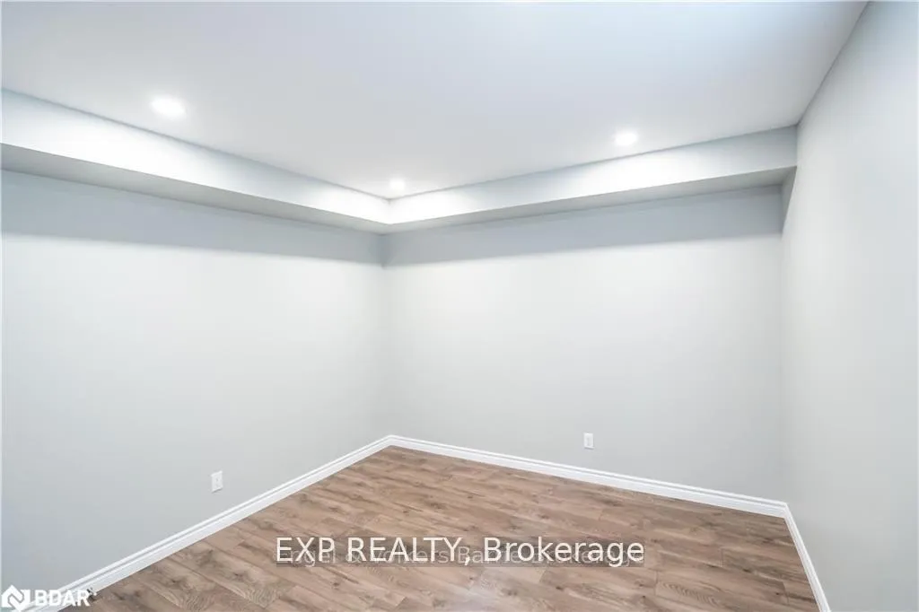 Photo 13 of Unit Lower Level, 19 Loon Avenue, Barrie, Painswick South — HOMEH