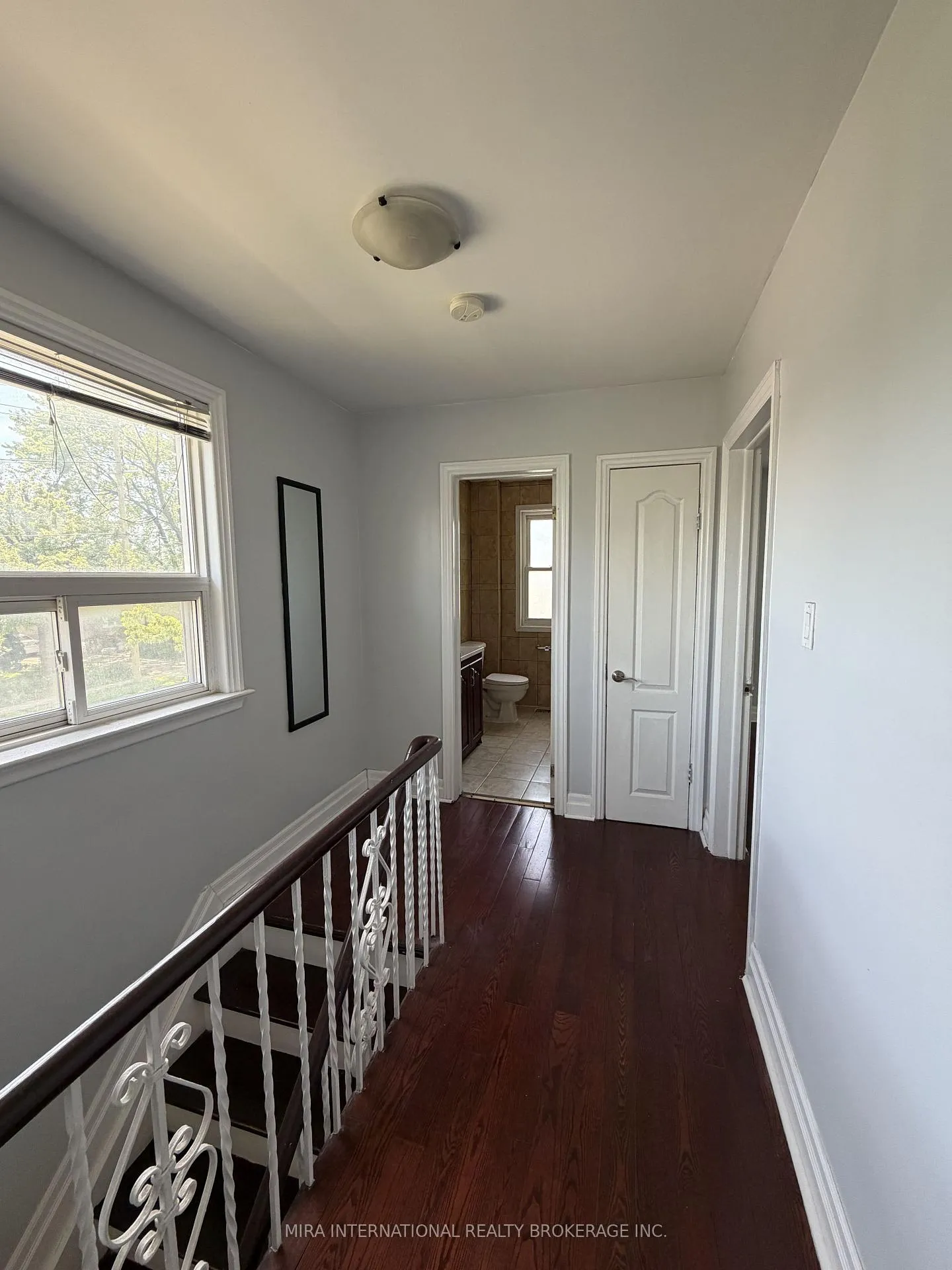 Photo 13 of 2 Burrard Road, Etobicoke, Elms-Old Rexdale — HOMEH