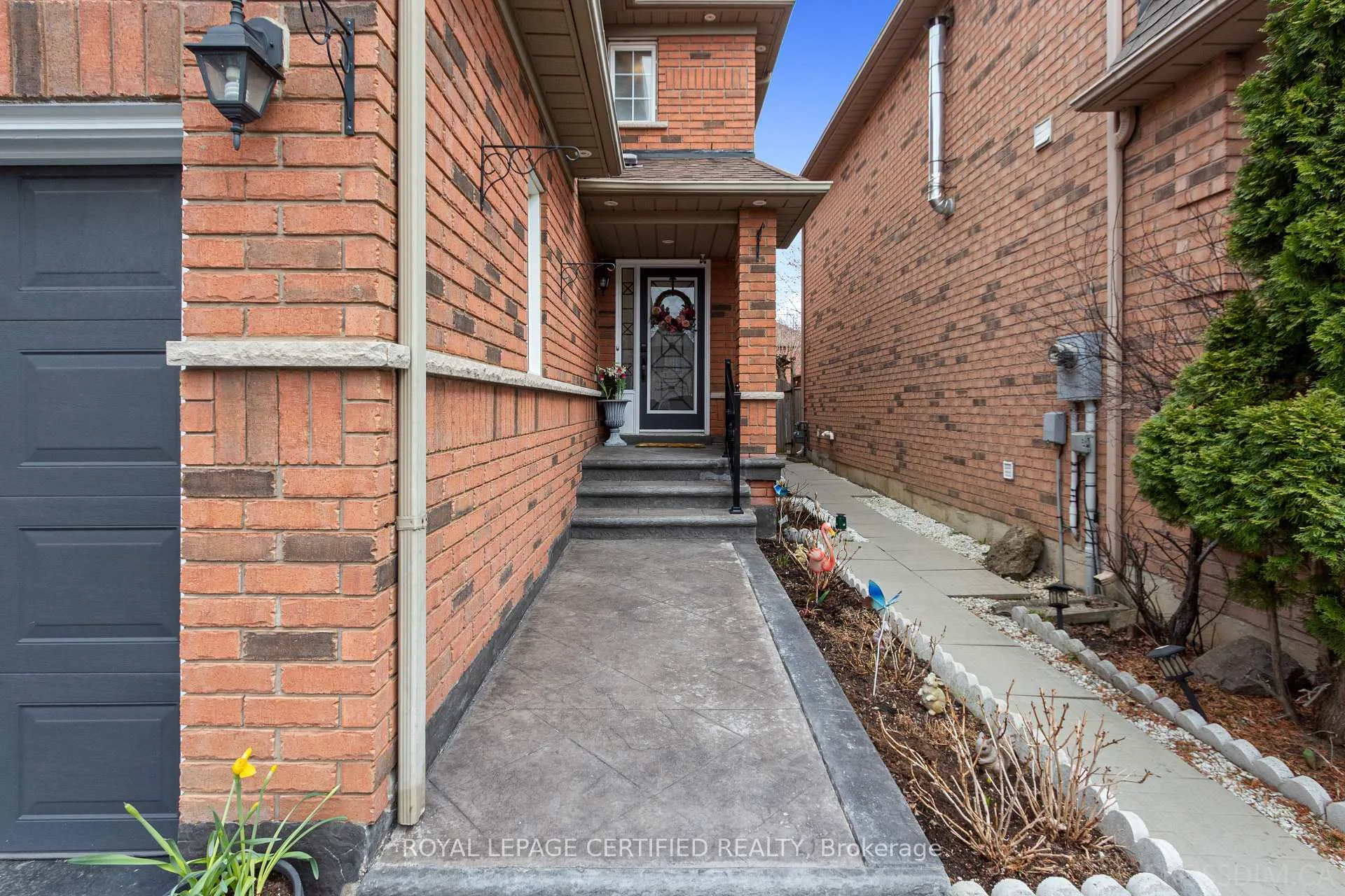 Photo 2 of 3814 Ridgepoint Way, Mississauga, Lisgar — HOMEH