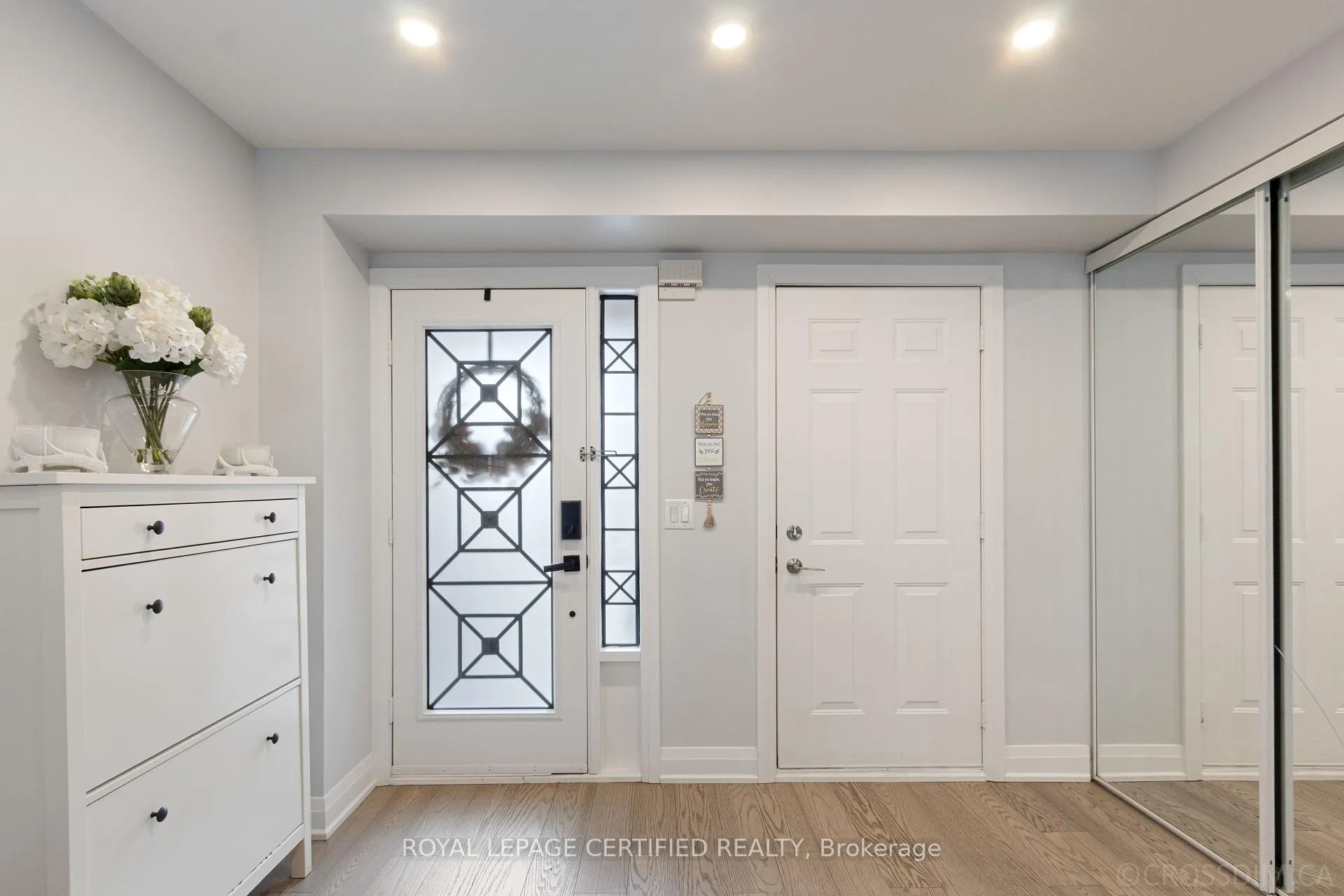 Photo 3 of 3814 Ridgepoint Way, Mississauga, Lisgar — HOMEH