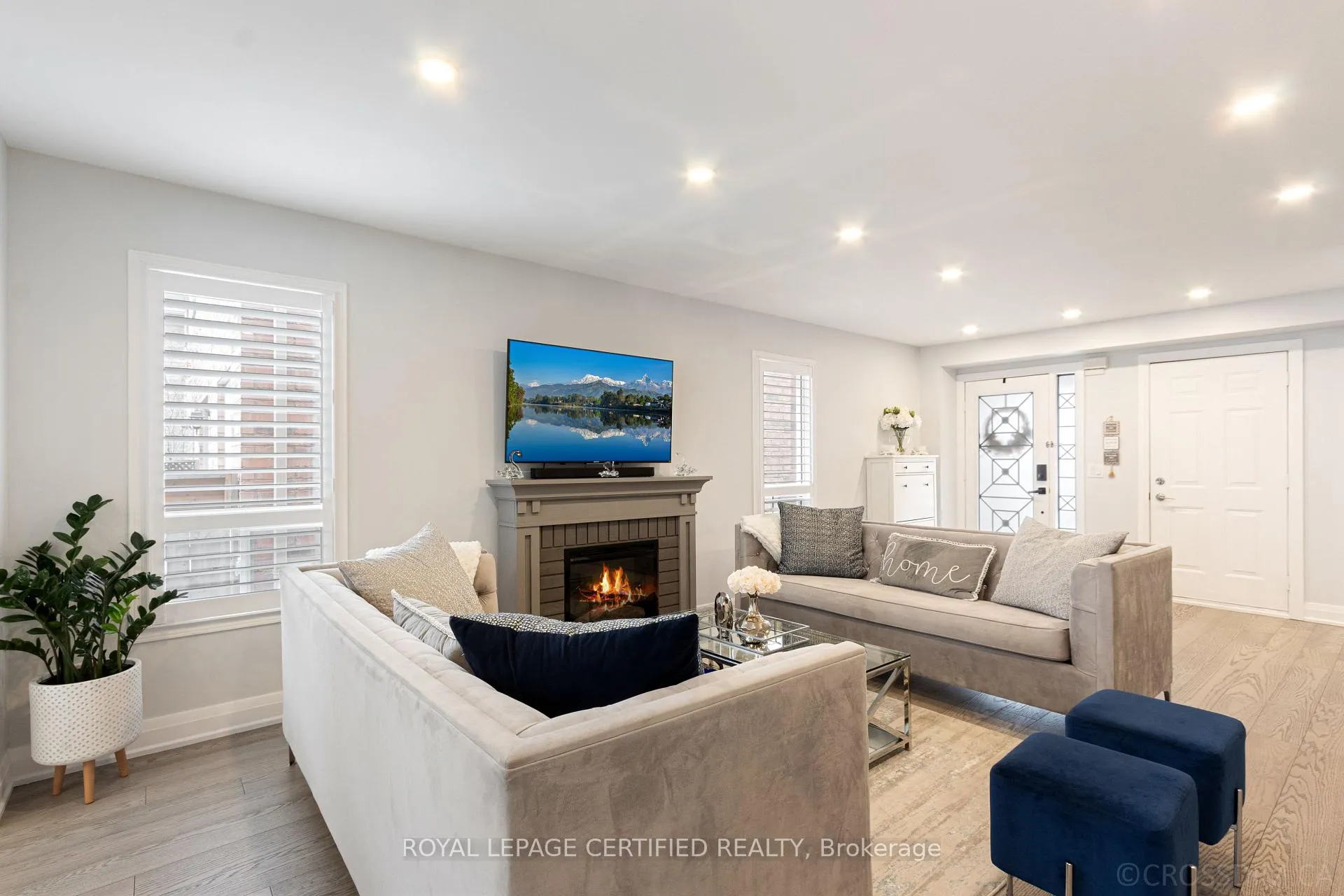 Photo 7 of 3814 Ridgepoint Way, Mississauga, Lisgar — HOMEH
