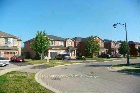 Photo 2 of 1352 Brookstar Drive, Oakville, West Oak Trails — HOMEH