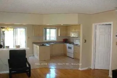Photo 3 of 1352 Brookstar Drive, Oakville, West Oak Trails — HOMEH