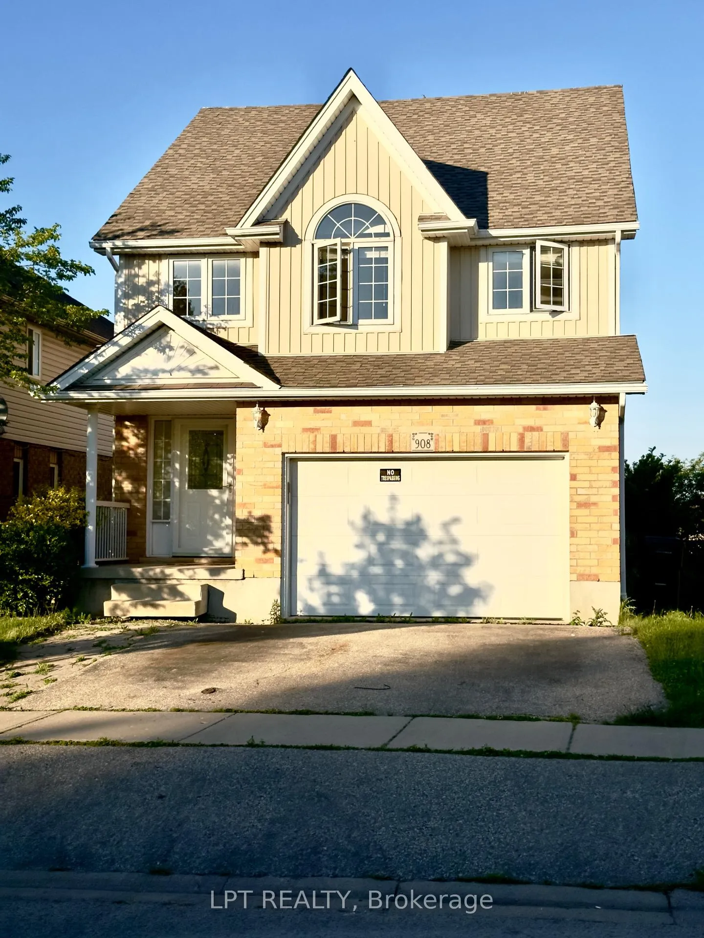 Photo 1 of 908 Copper Leaf Crescent, Kitchener — HOMEH