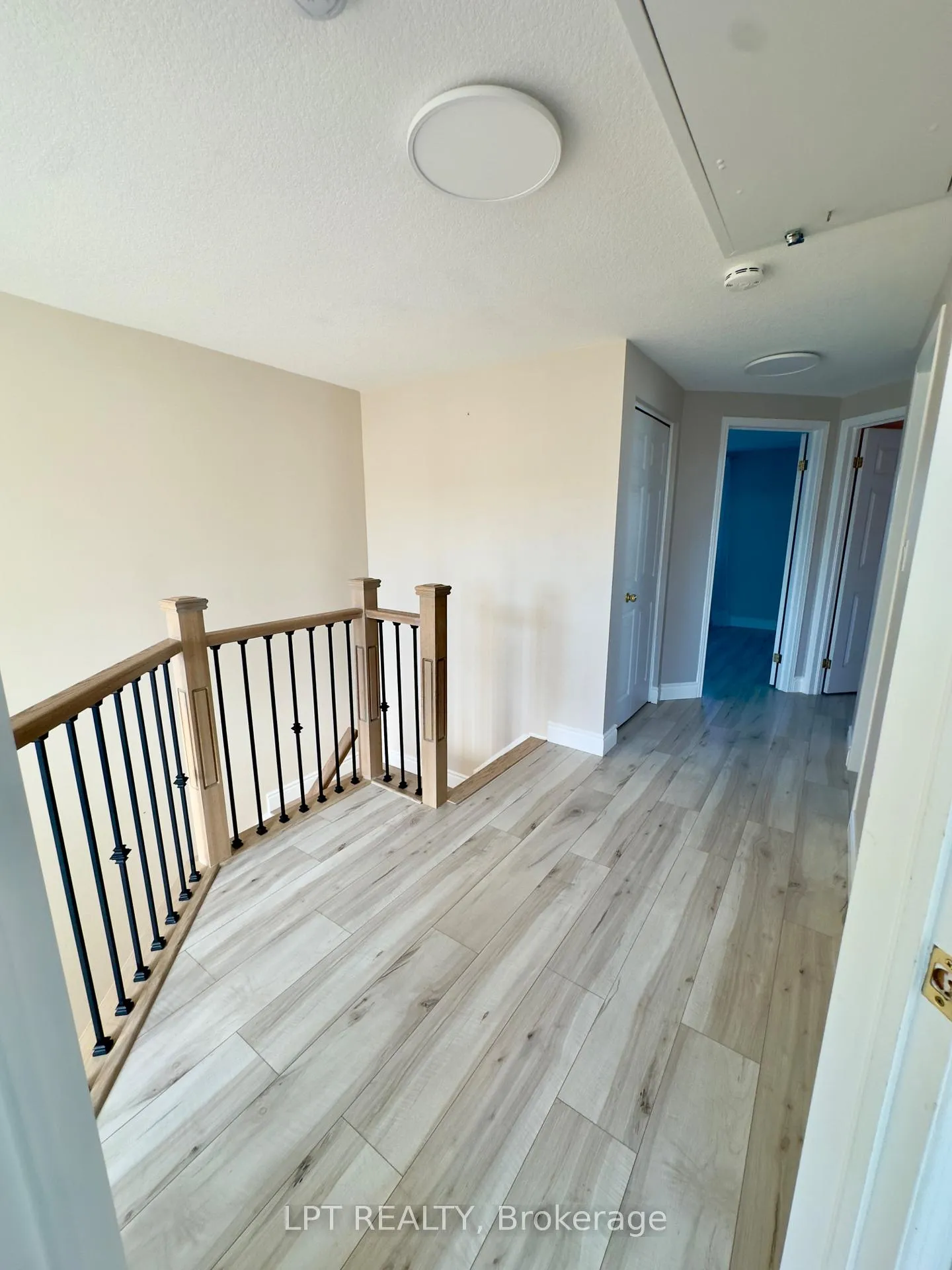 Photo 19 of 908 Copper Leaf Crescent, Kitchener — HOMEH