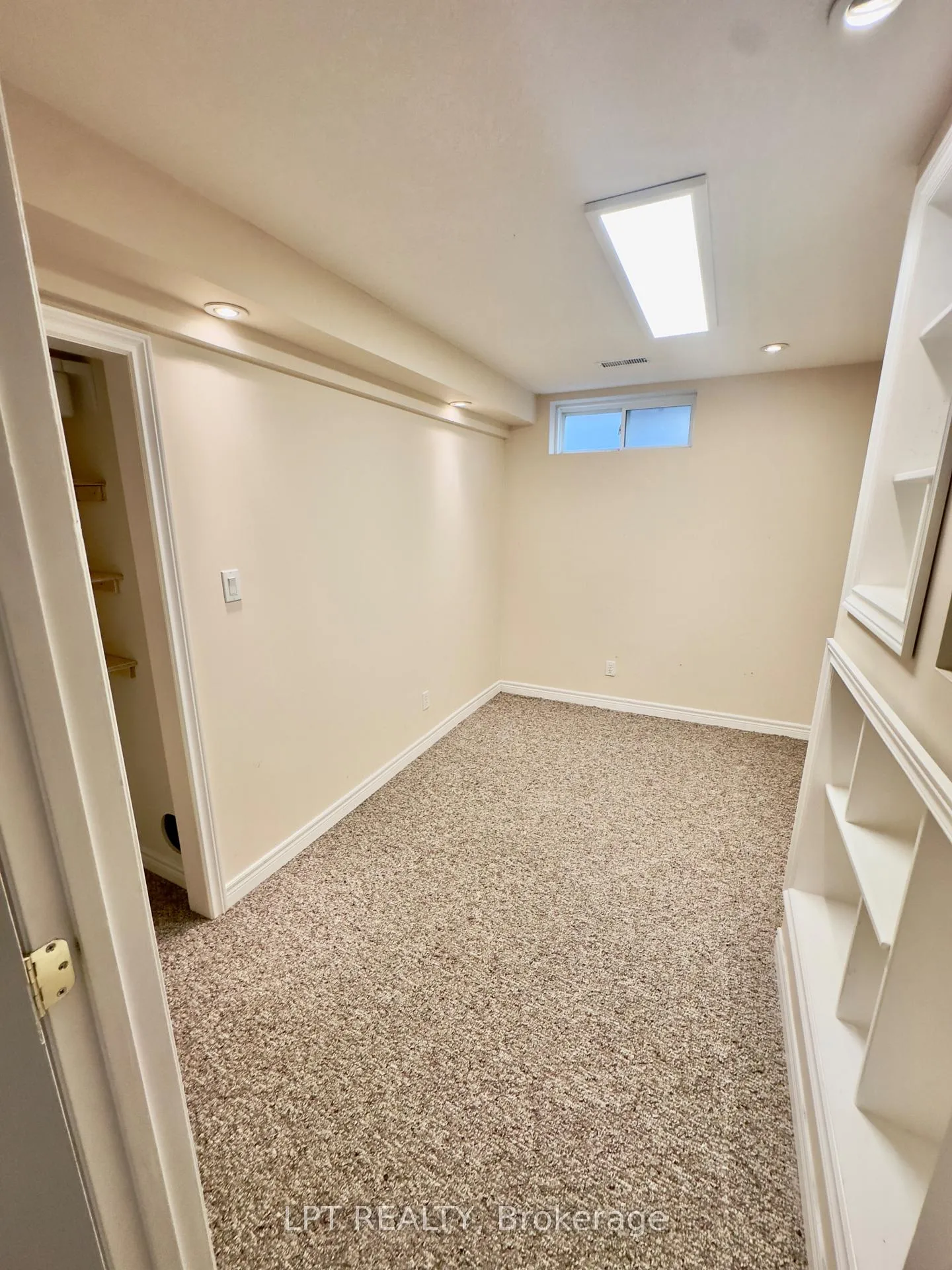 Photo 42 of 908 Copper Leaf Crescent, Kitchener — HOMEH