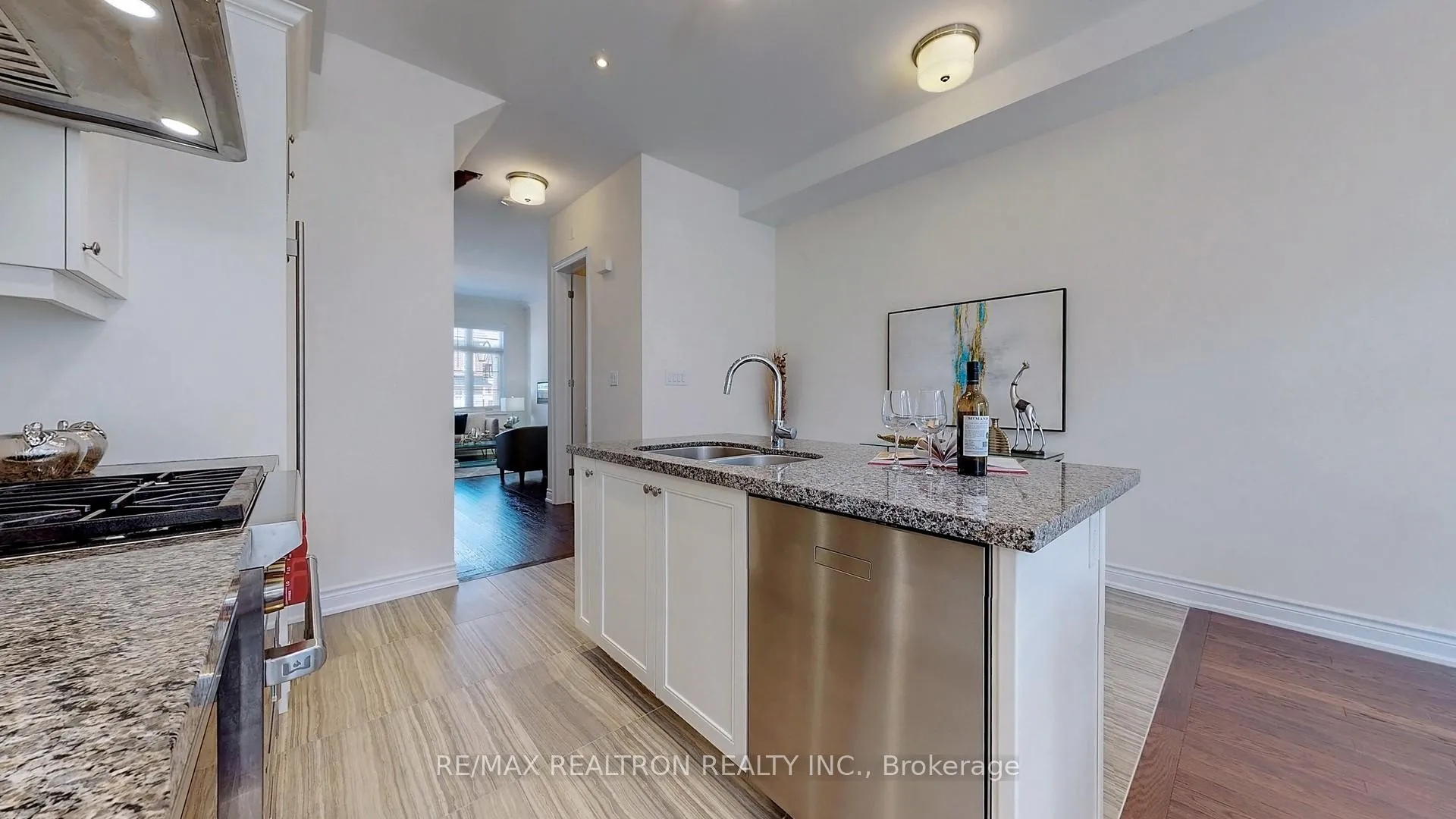 Photo 10 of 69 New Yorkton Avenue, Markham, Angus Glen — HOMEH