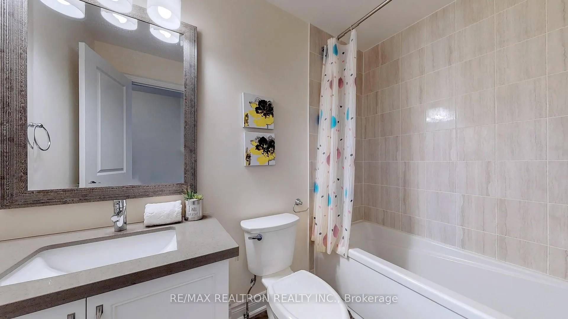 Photo 17 of 69 New Yorkton Avenue, Markham, Angus Glen — HOMEH