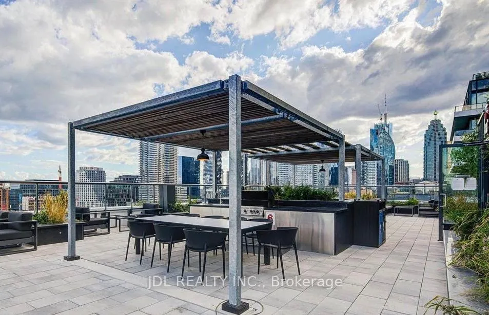 Photo 4 of Unit 701, 70 Princess Street, Toronto, Waterfront Communities — HOMEH