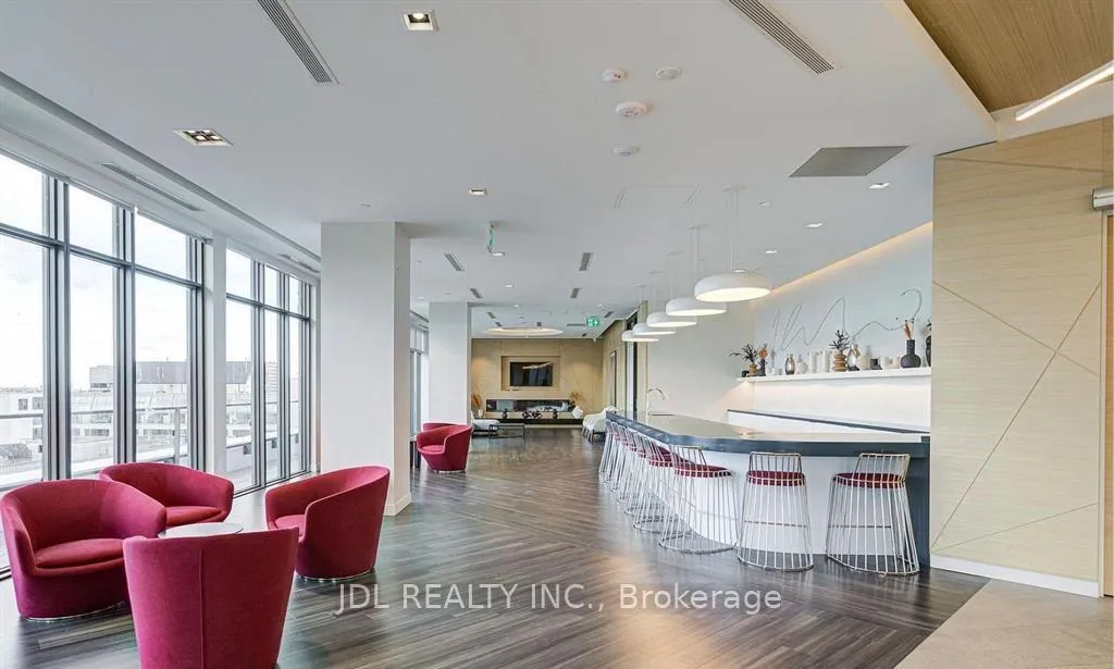 Photo 6 of Unit 701, 70 Princess Street, Toronto, Waterfront Communities — HOMEH