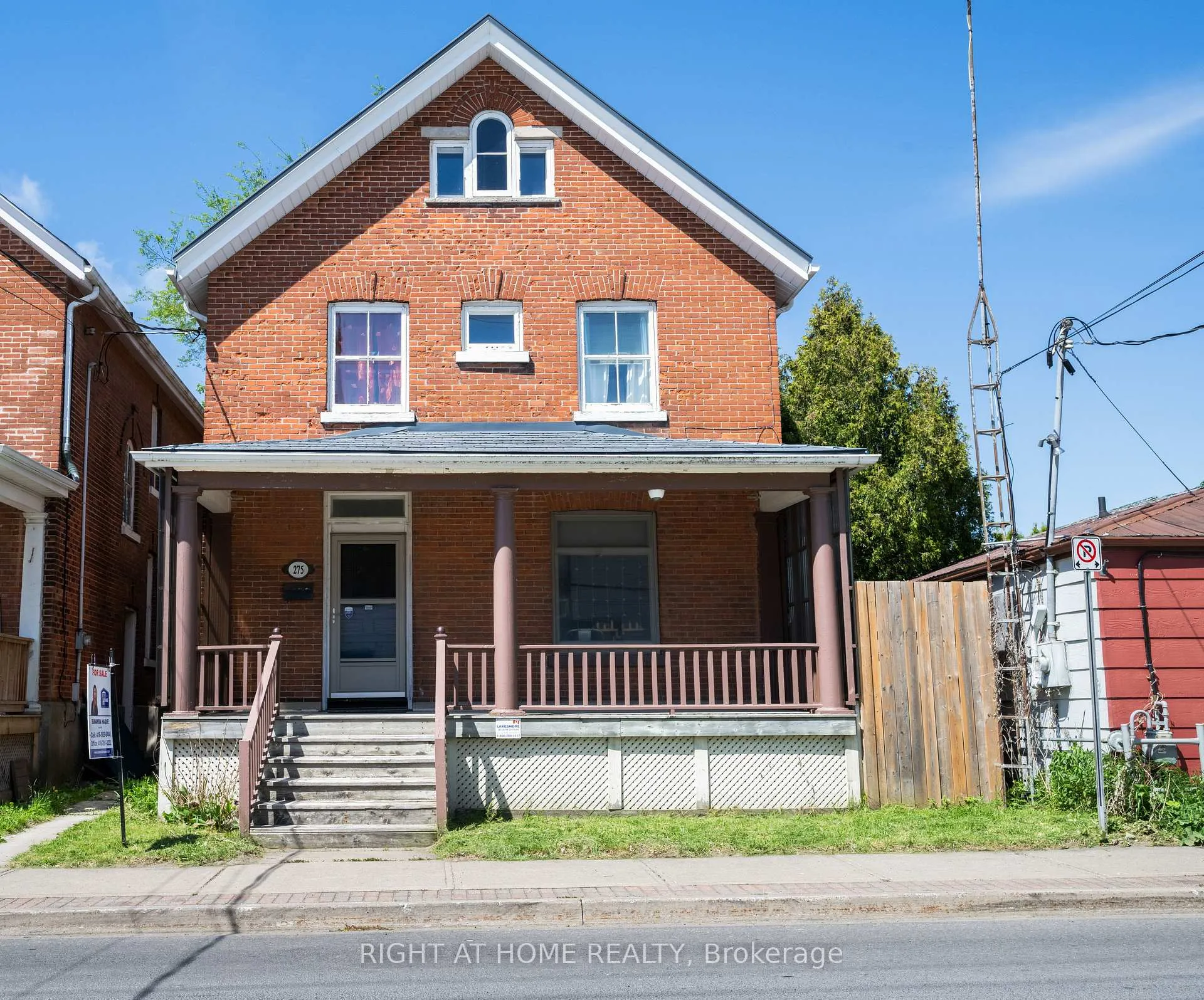Photo 2 of 275 George Street, Cobourg — HOMEH