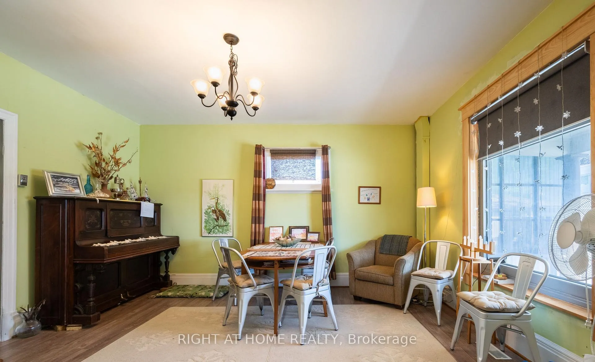 Photo 5 of 275 George Street, Cobourg — HOMEH