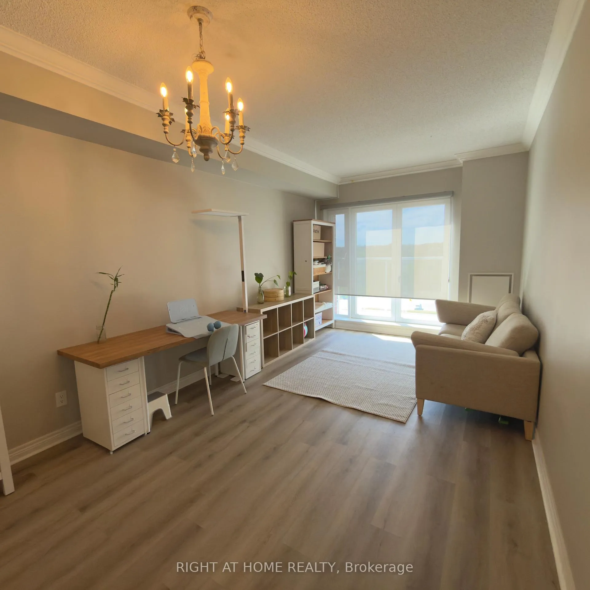 Photo 18 of Unit 703, 40 Old Mill Road, Oakville, Old Oakville — HOMEH