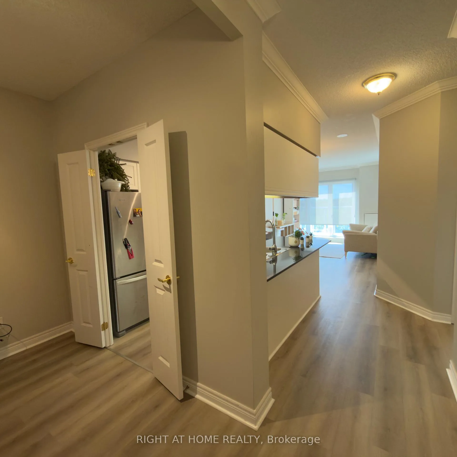 Photo 22 of Unit 703, 40 Old Mill Road, Oakville, Old Oakville — HOMEH