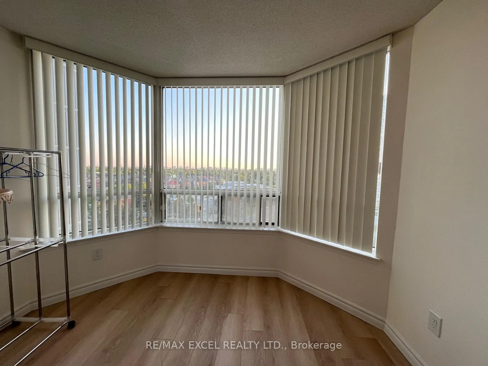 Photo 19 of Unit 902, 350 Alton Towers Circle, Scarborough, Milliken — HOMEH